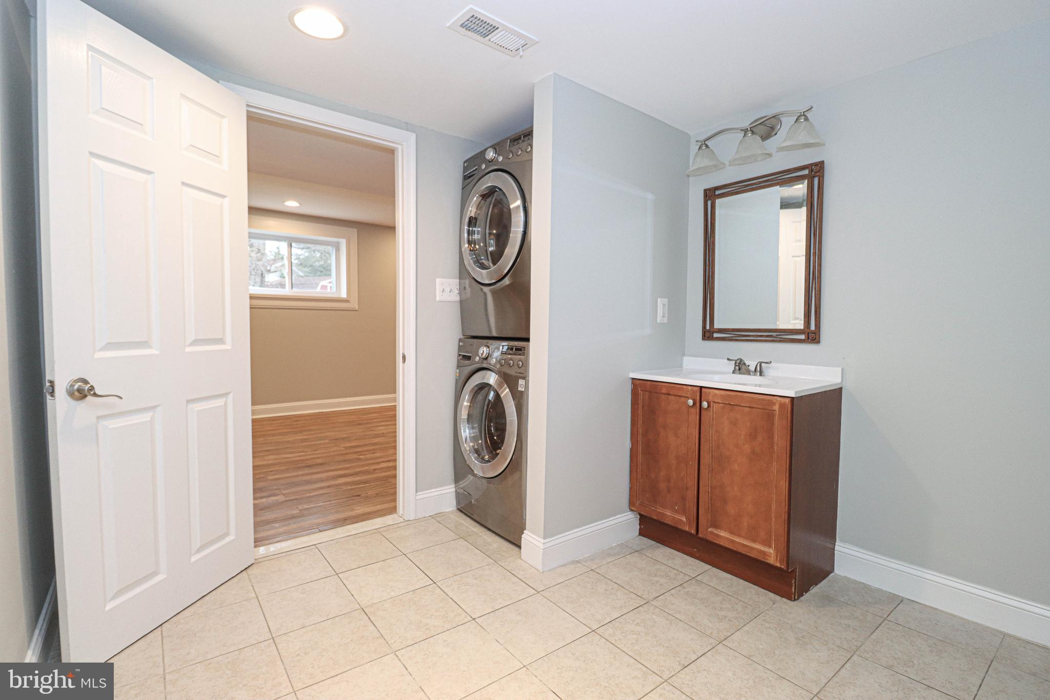 NORTH SEVERNA PARK - Residential