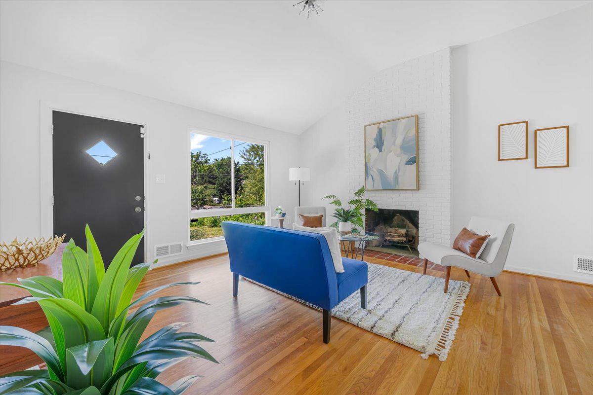 TAKOMA PARK - Residential