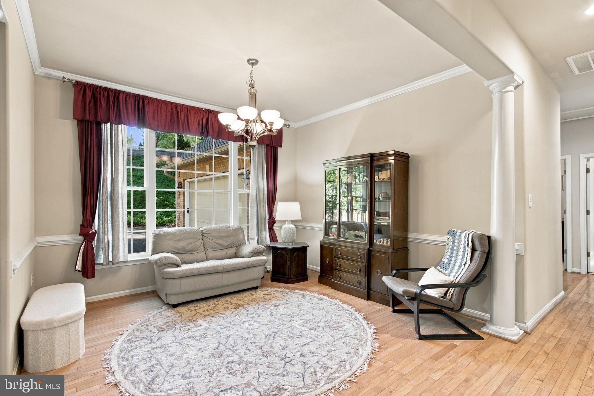 110 HUNT LANE
