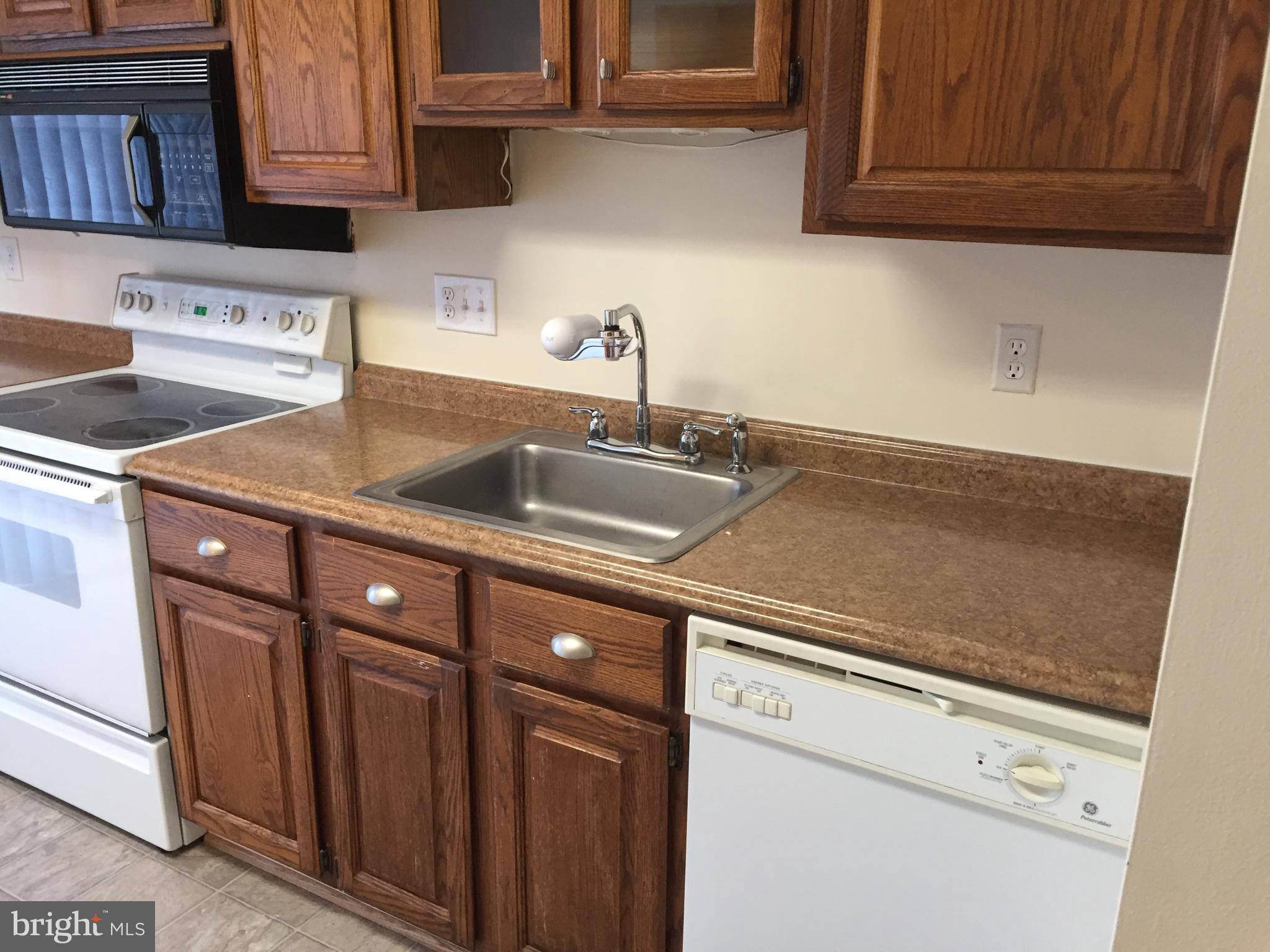 TOWNS OF FOREST HILLS - Residential