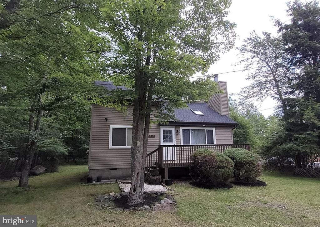 Photo of 7688 Fawn Ln, TOBYHANNA, PA 18466 (MLS # PAMR2005670)