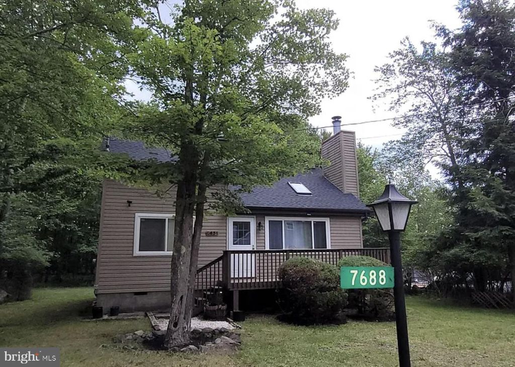 Photo of 7688 Fawn Ln, TOBYHANNA, PA 18466 (MLS # PAMR2005670)