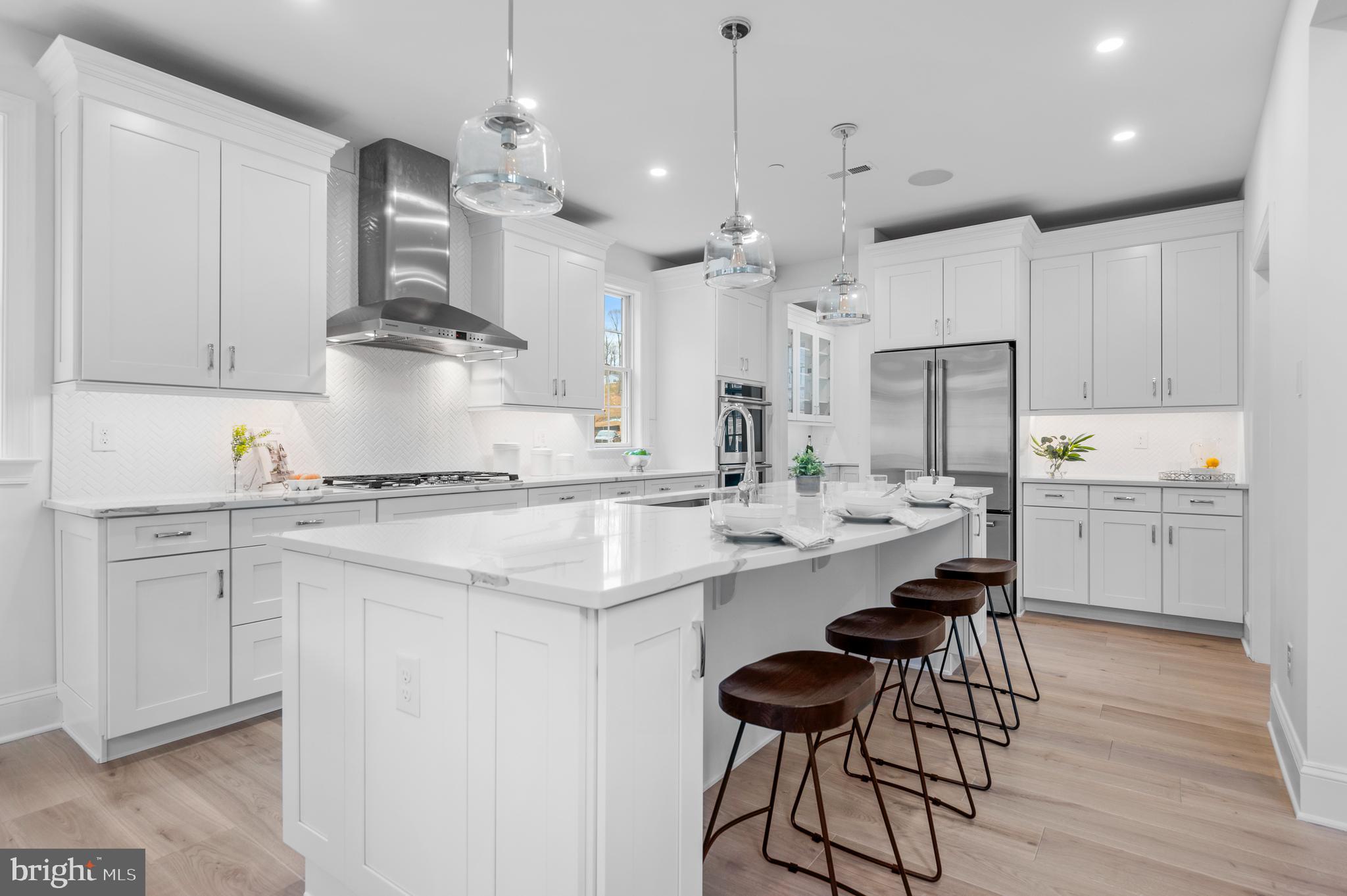 VILLAGE OF FOUR SEASONS - Residential