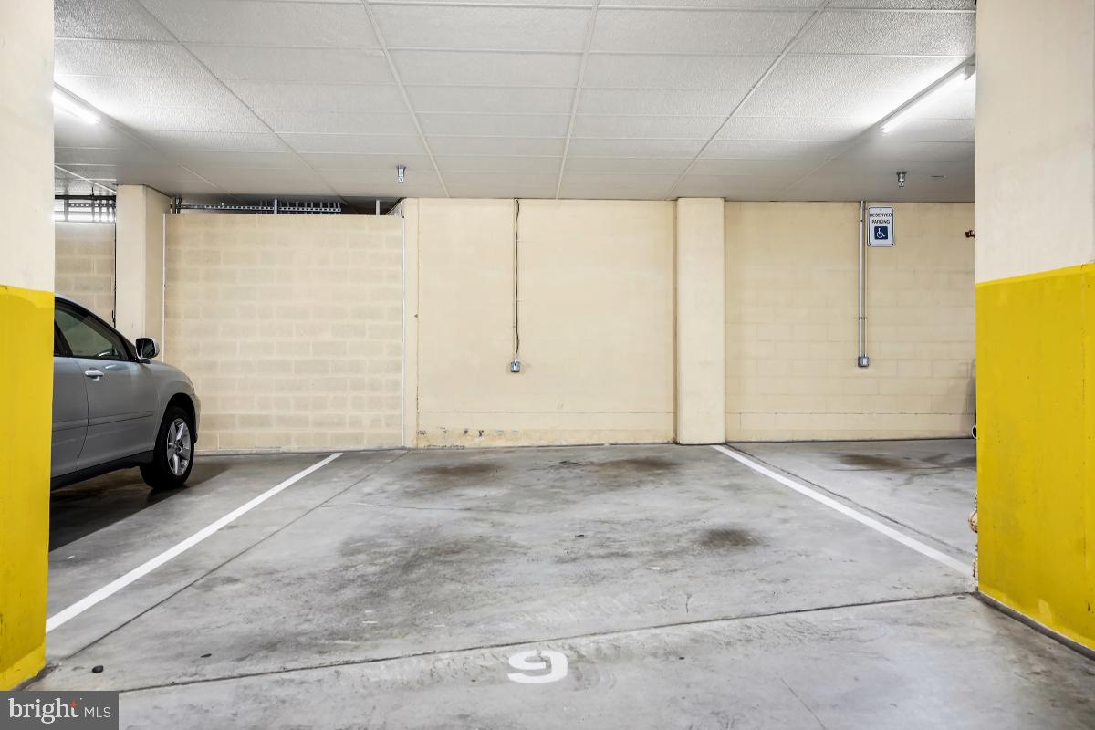 LEISURE WORLD - Residential