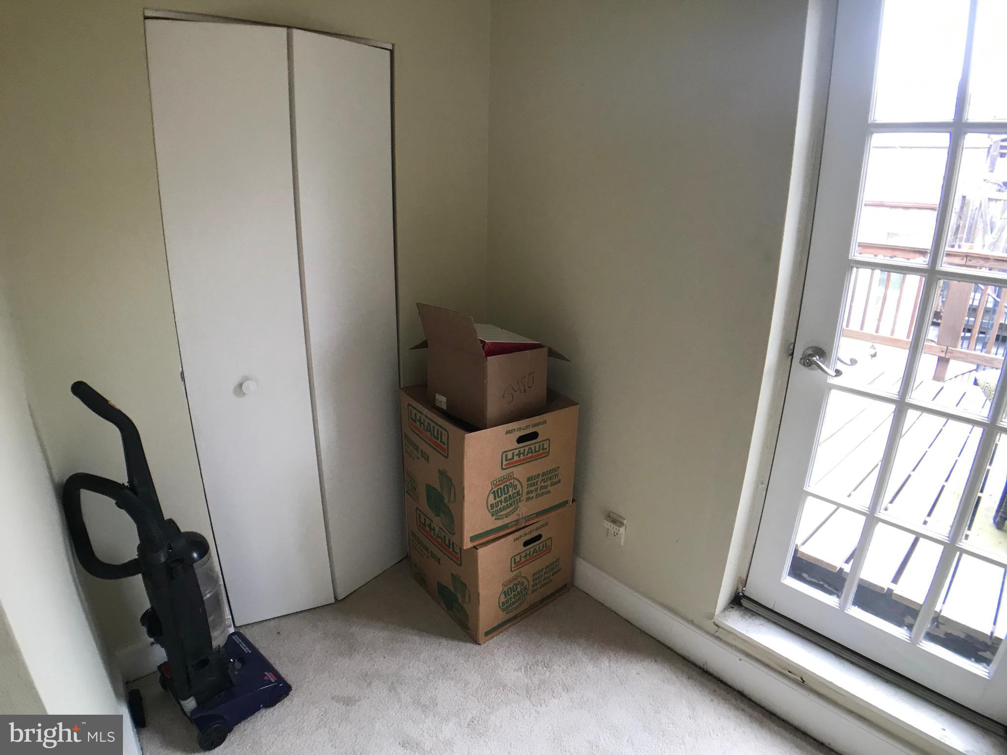 FEDERAL HILL HISTORIC DISTRICT - Residential Lease