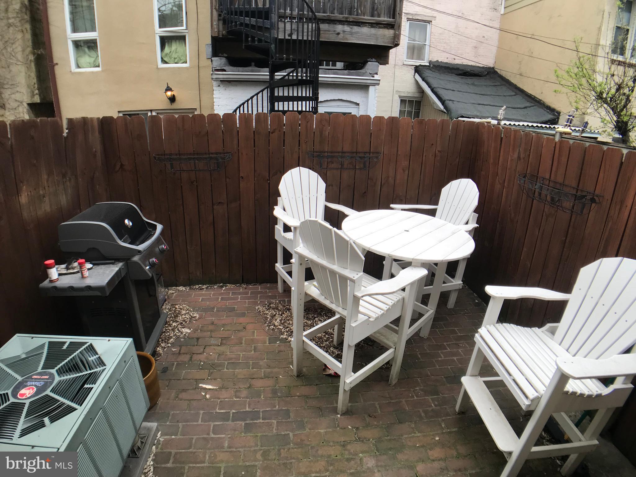 FEDERAL HILL HISTORIC DISTRICT - Residential Lease