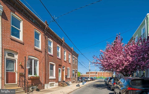 Townhouse For Sale - 2222 E Boston Street<br/> PHILADELPHIA, PA 19125