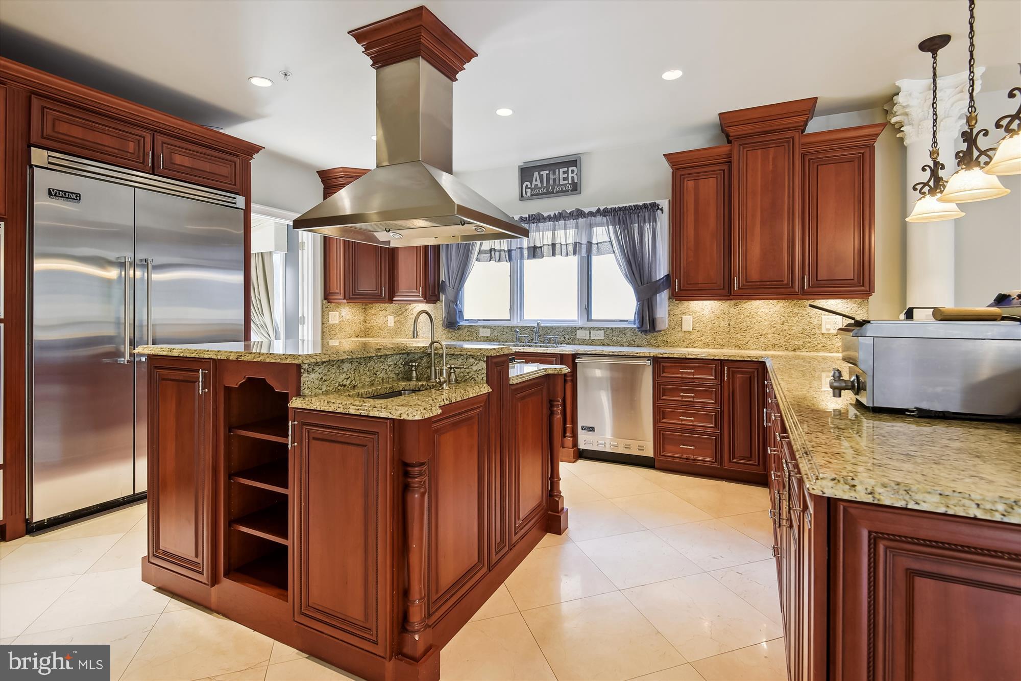 POTOMAC HILLS - Residential