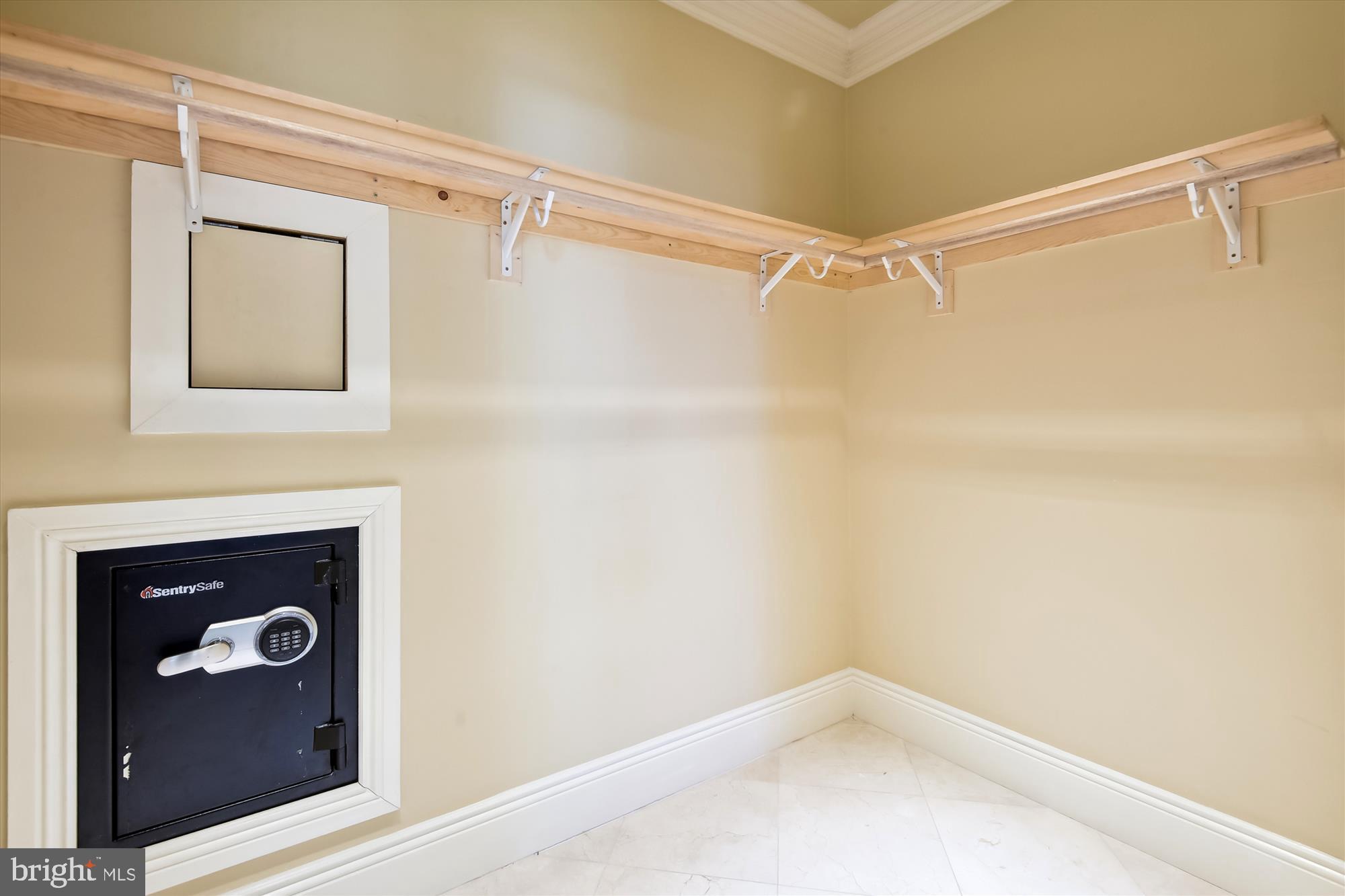 POTOMAC HILLS - Residential