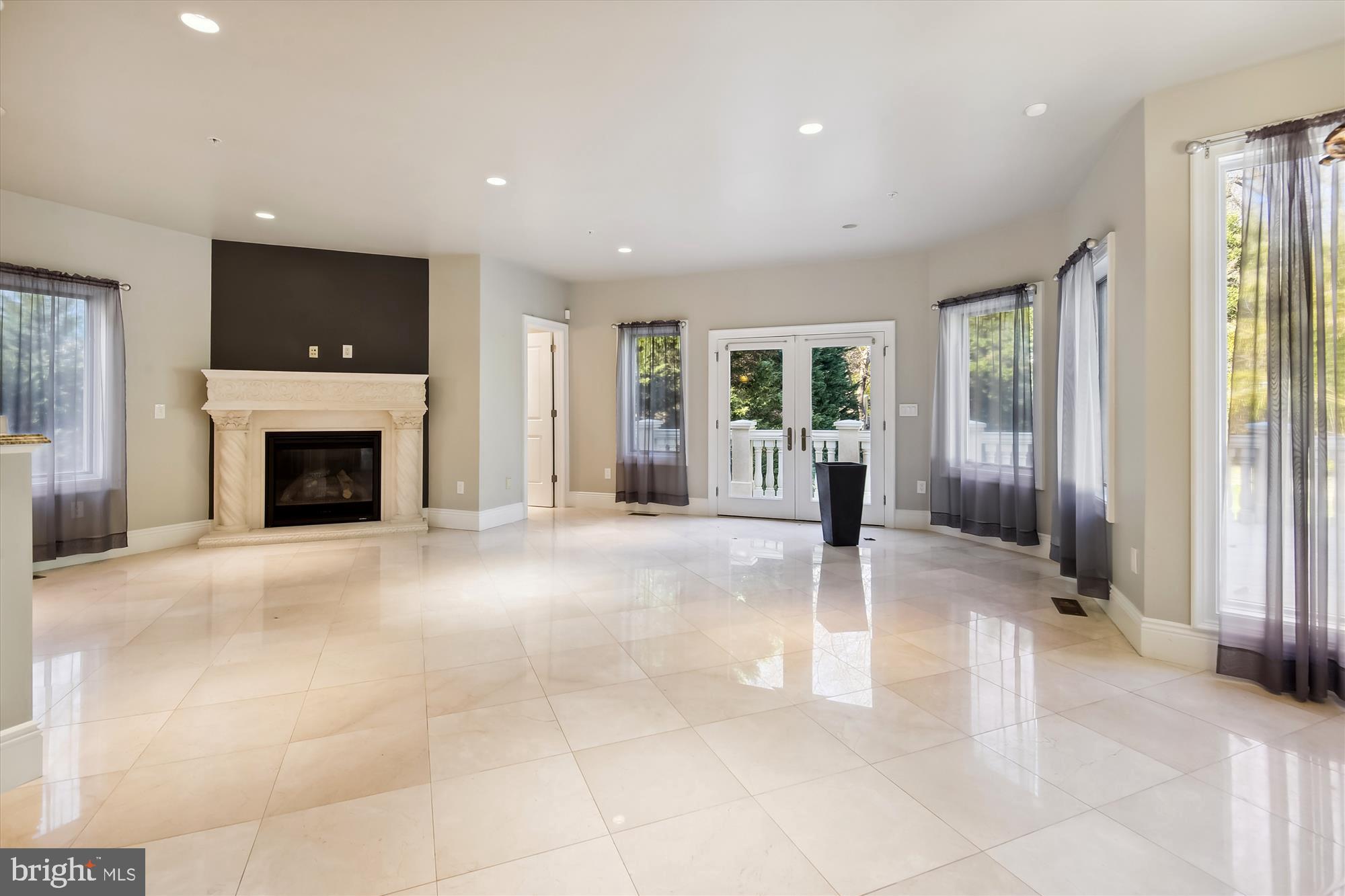 POTOMAC HILLS - Residential