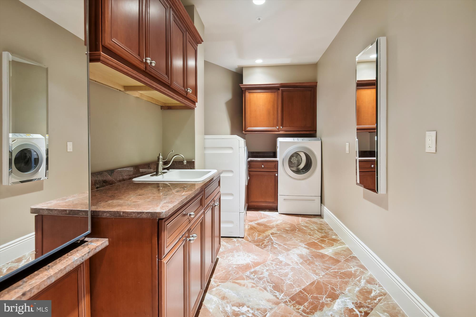 POTOMAC HILLS - Residential