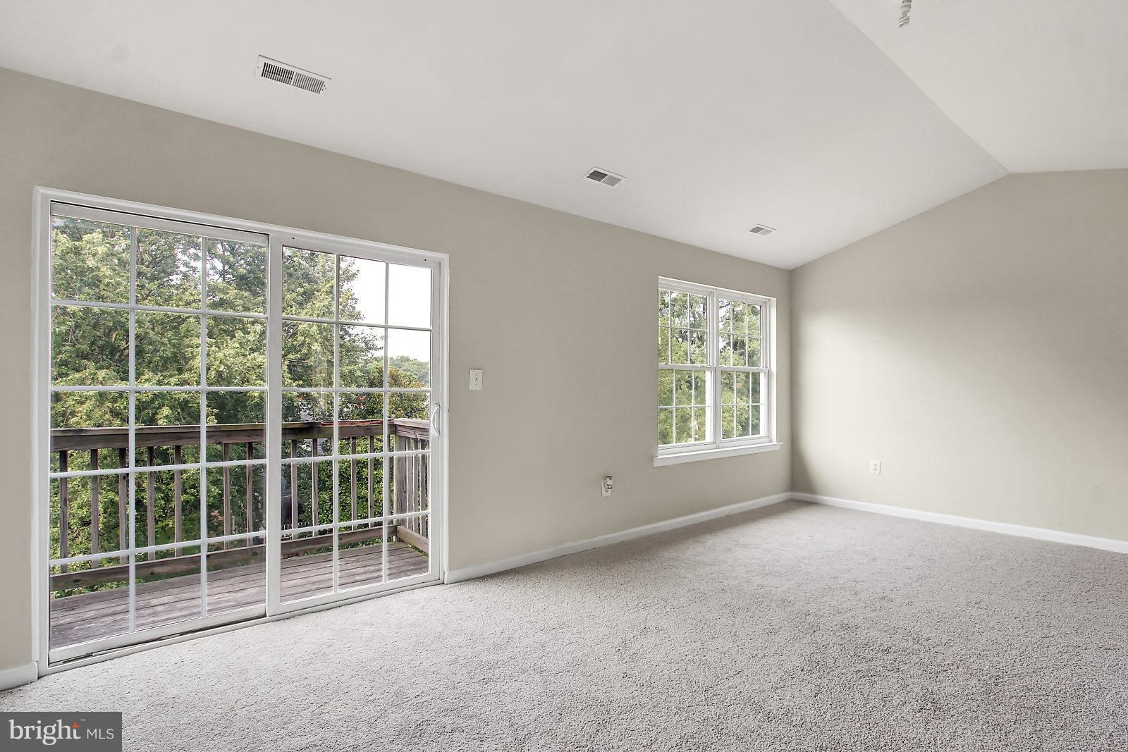 KINGSTON PARK - Residential