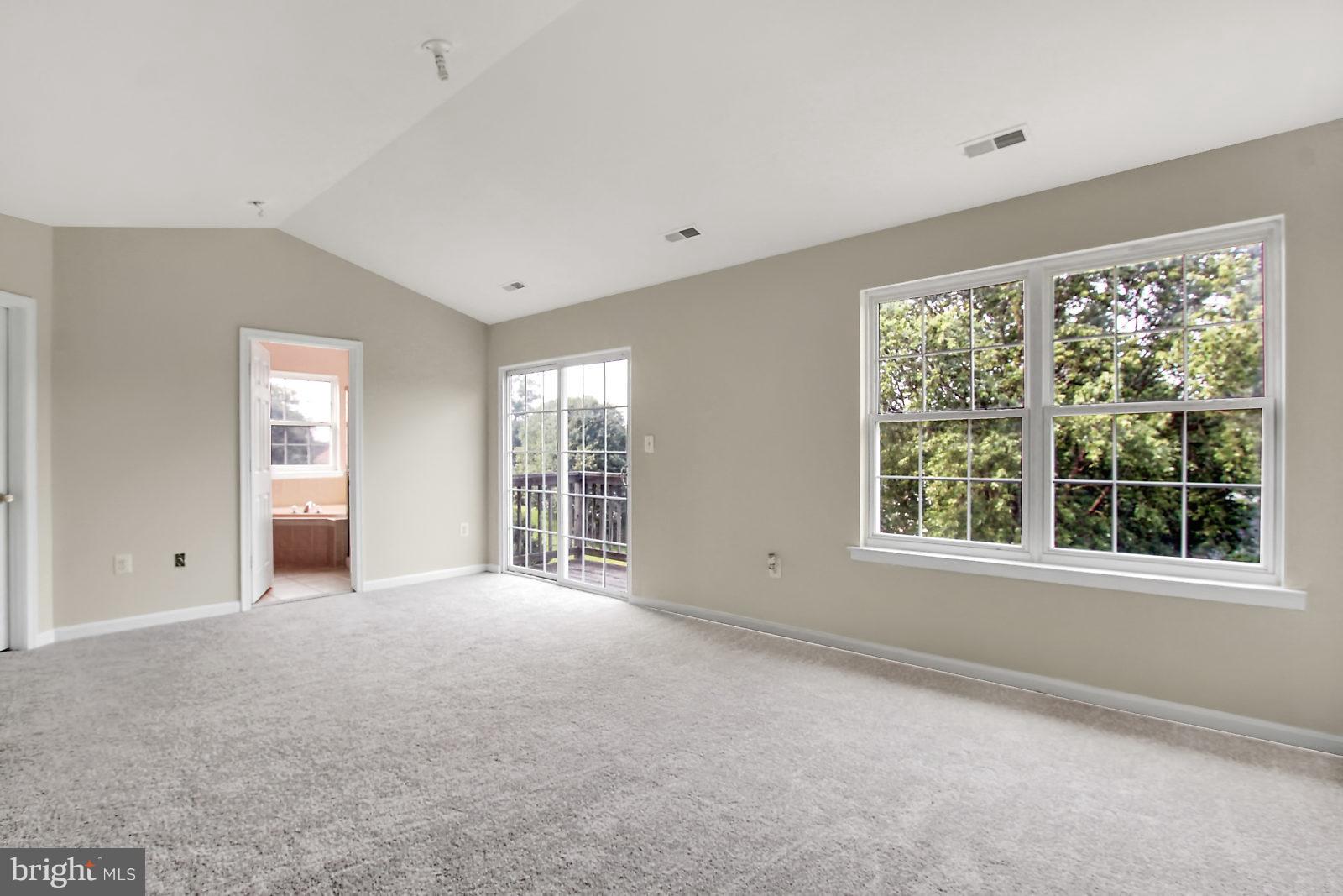 KINGSTON PARK - Residential