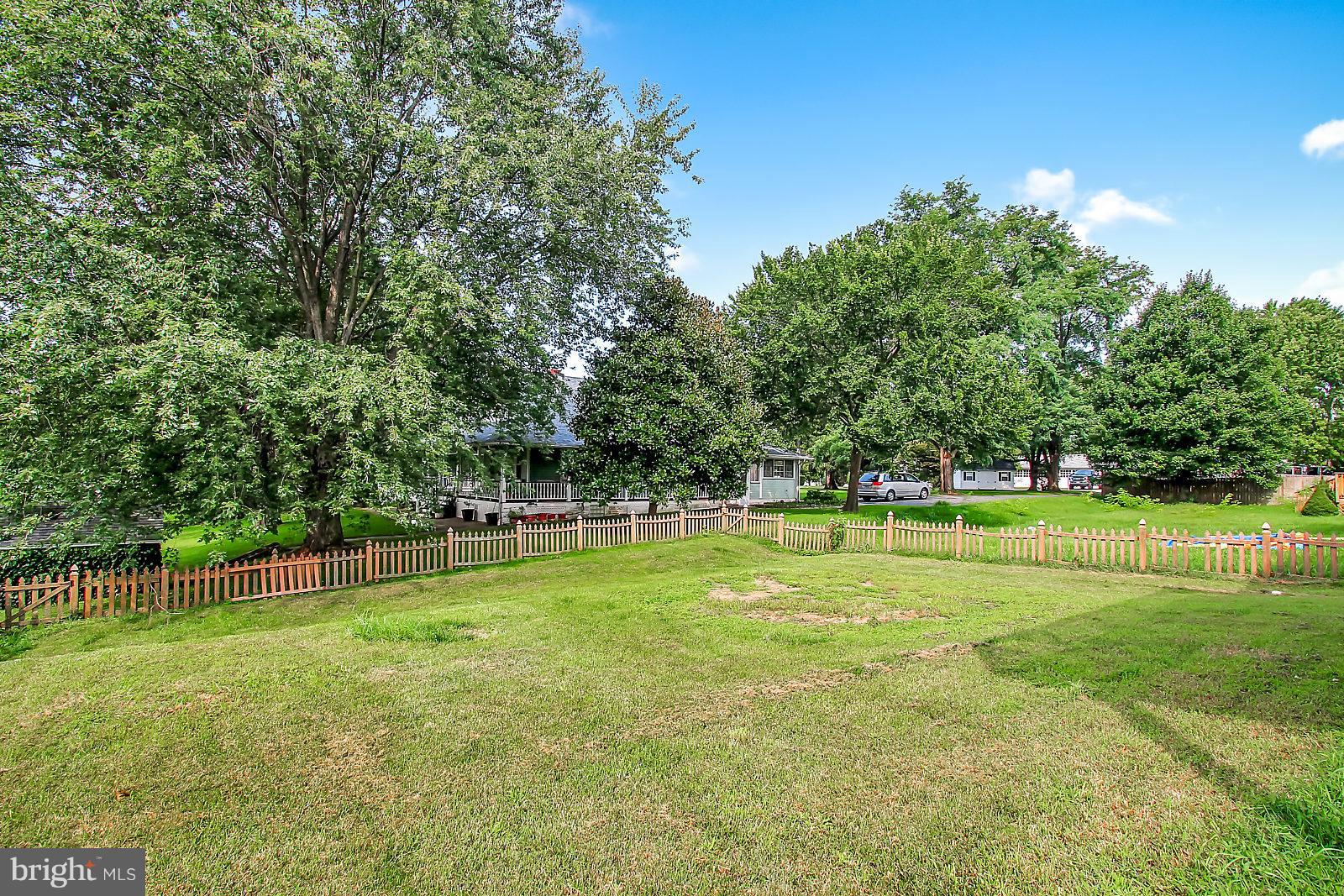 KINGSTON PARK - Residential