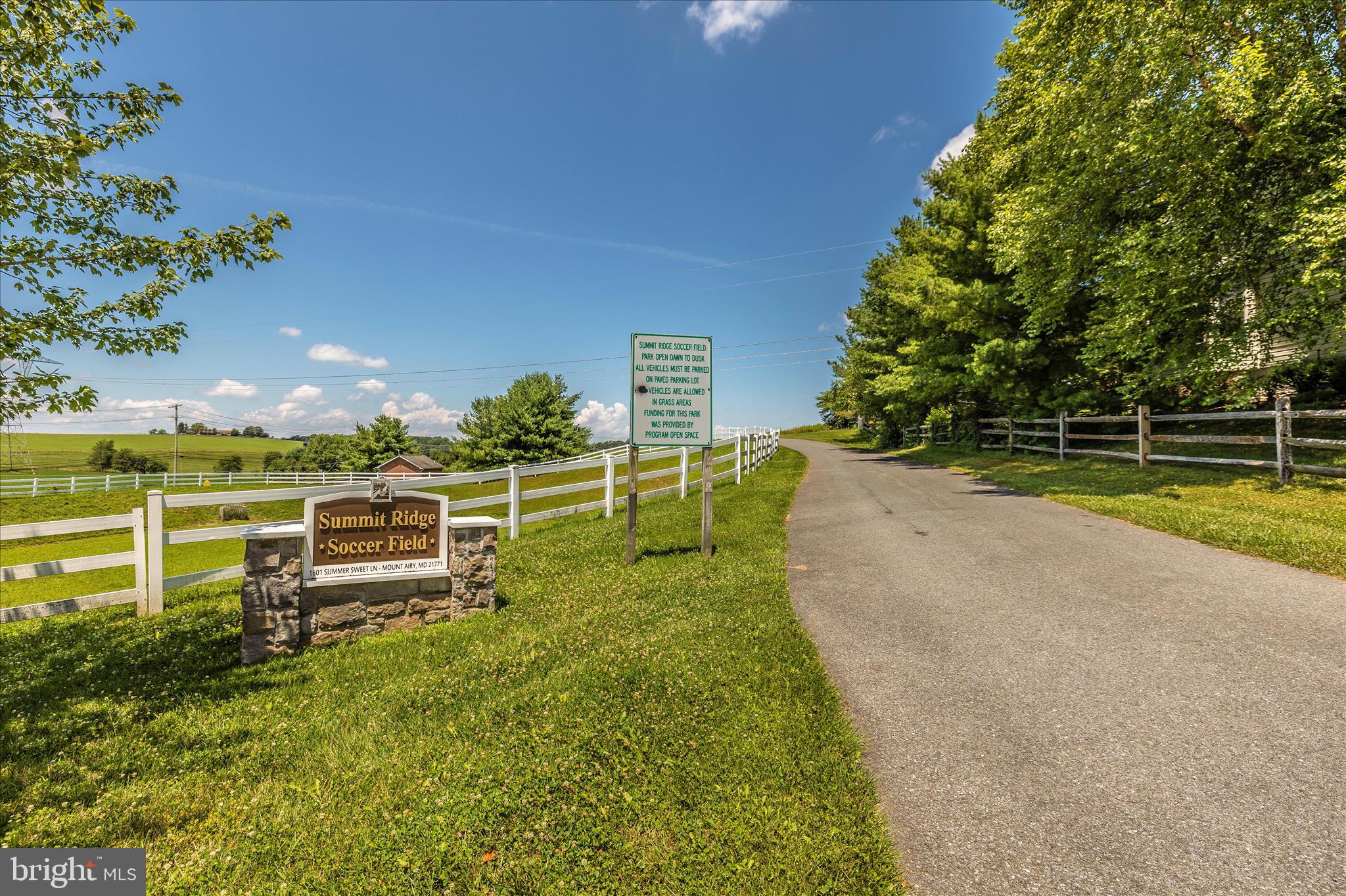 SUMMIT RIDGE - Residential