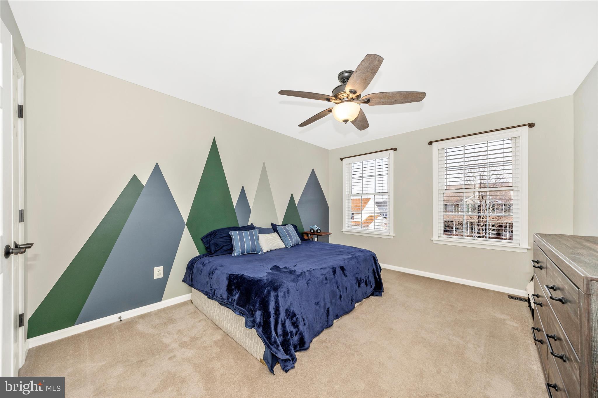 SUMMIT RIDGE - Residential