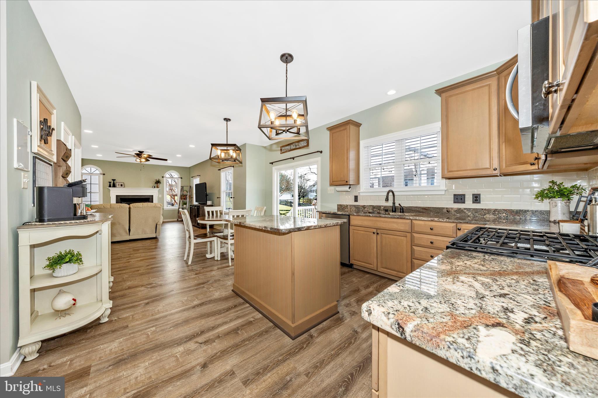 SUMMIT RIDGE - Residential