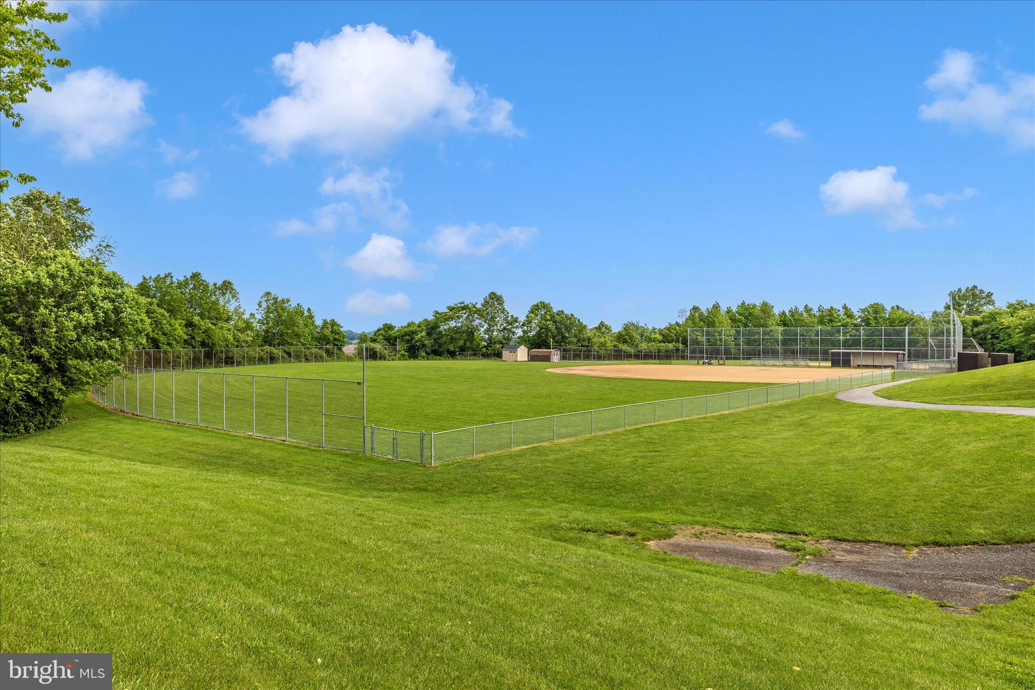 SUMMIT RIDGE - Residential