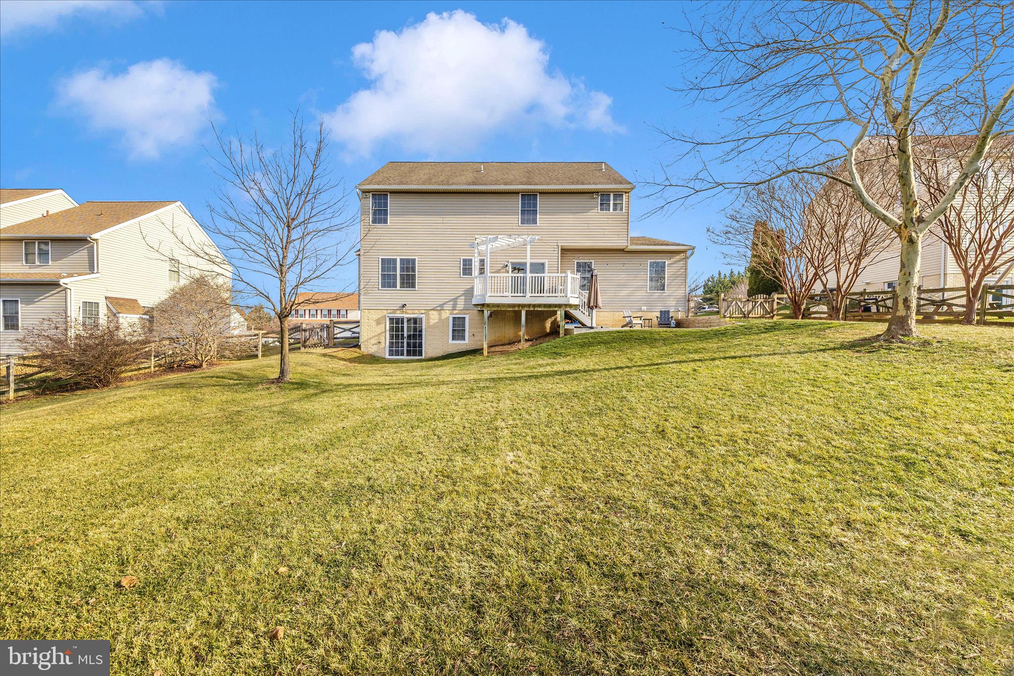 SUMMIT RIDGE - Residential