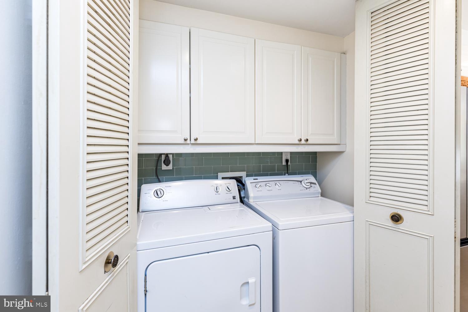 FOX HILL - Residential