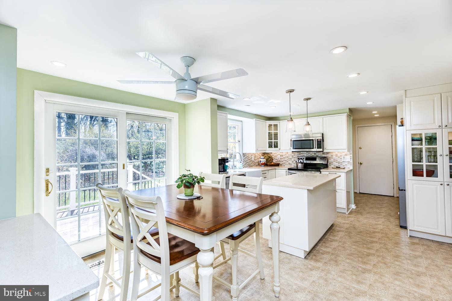 FOX HILL - Residential