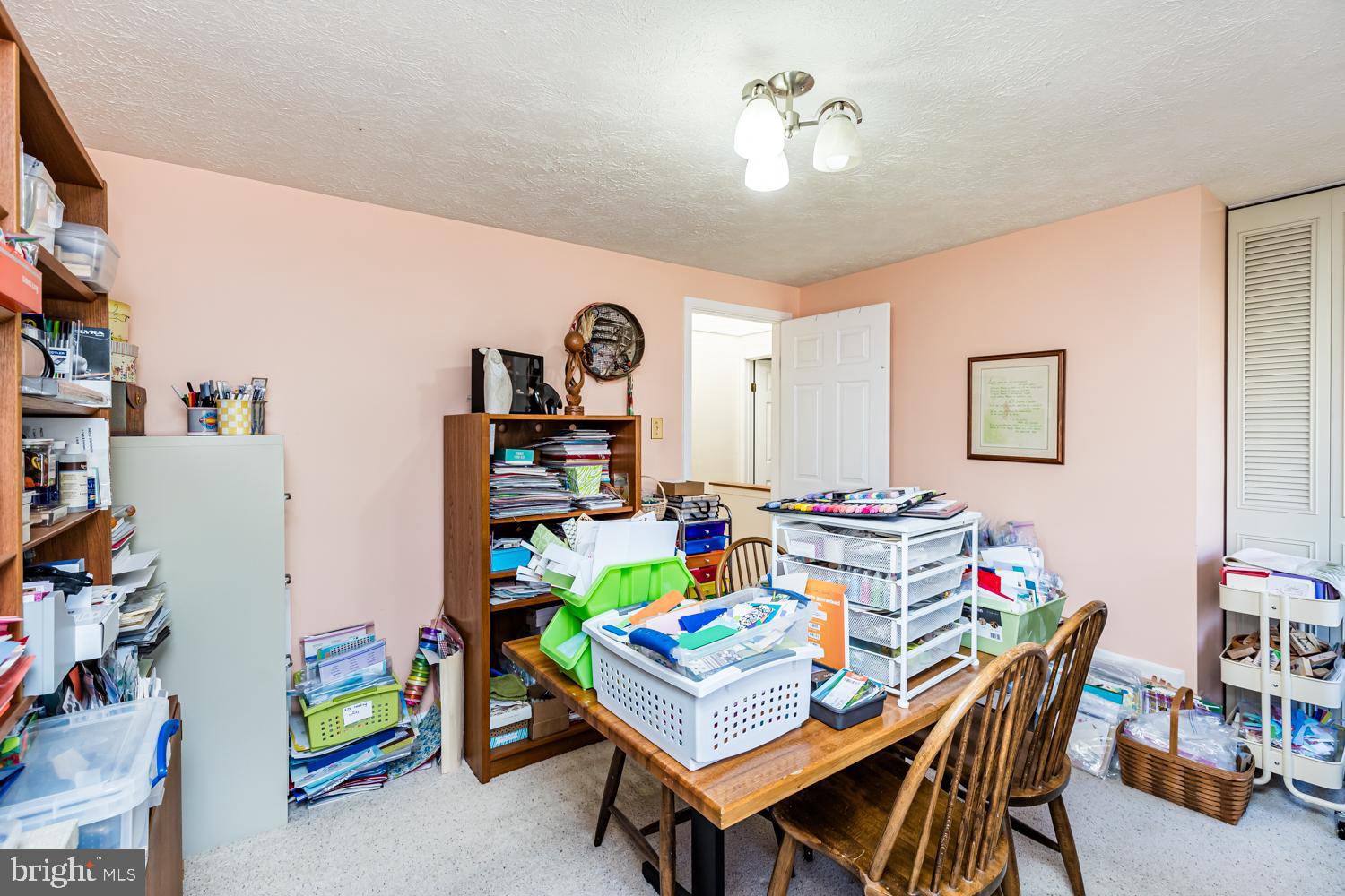 FOX HILL - Residential