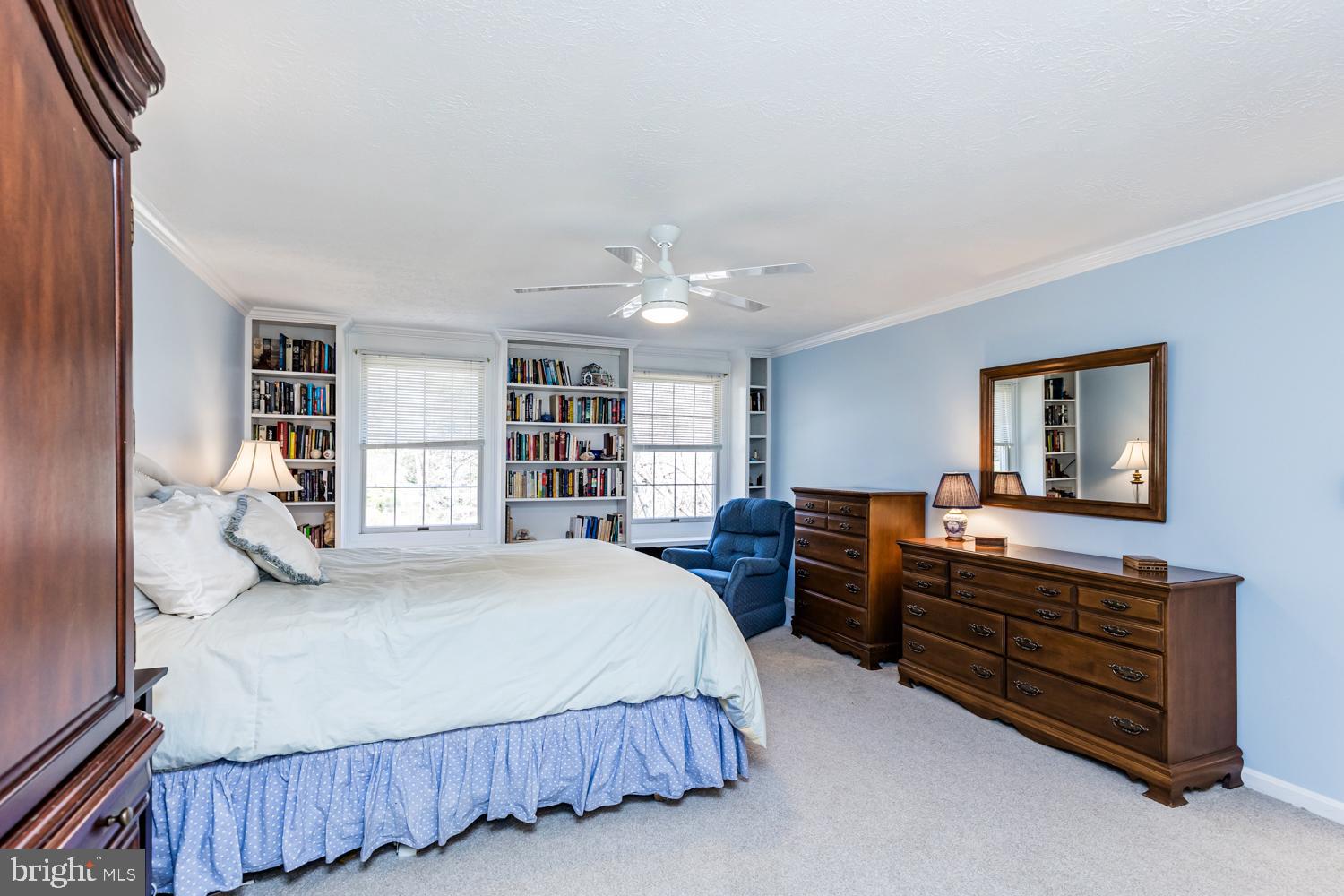 FOX HILL - Residential