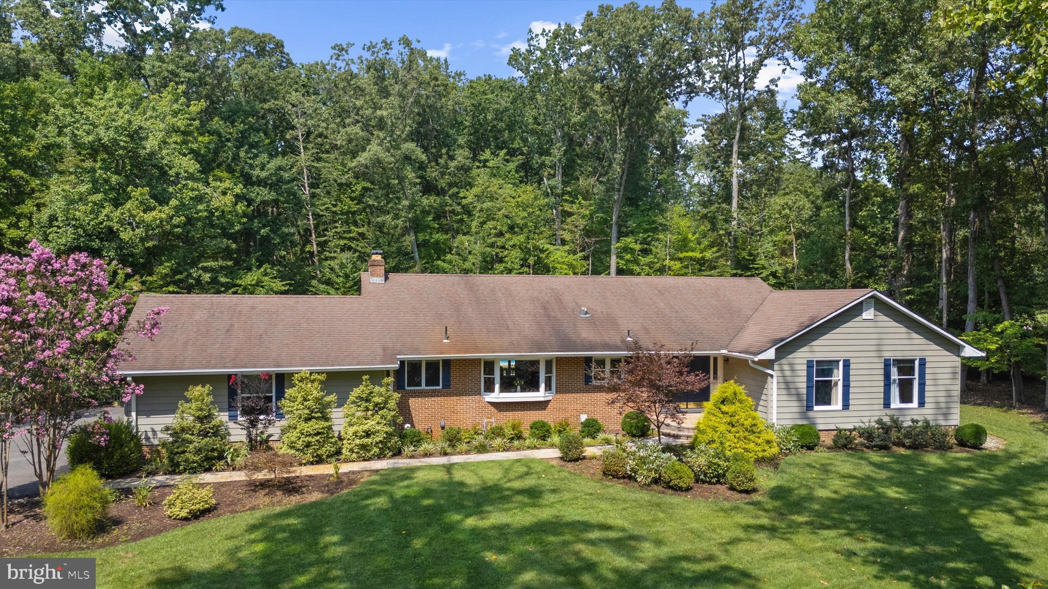 668 SANTA MARIA LANE