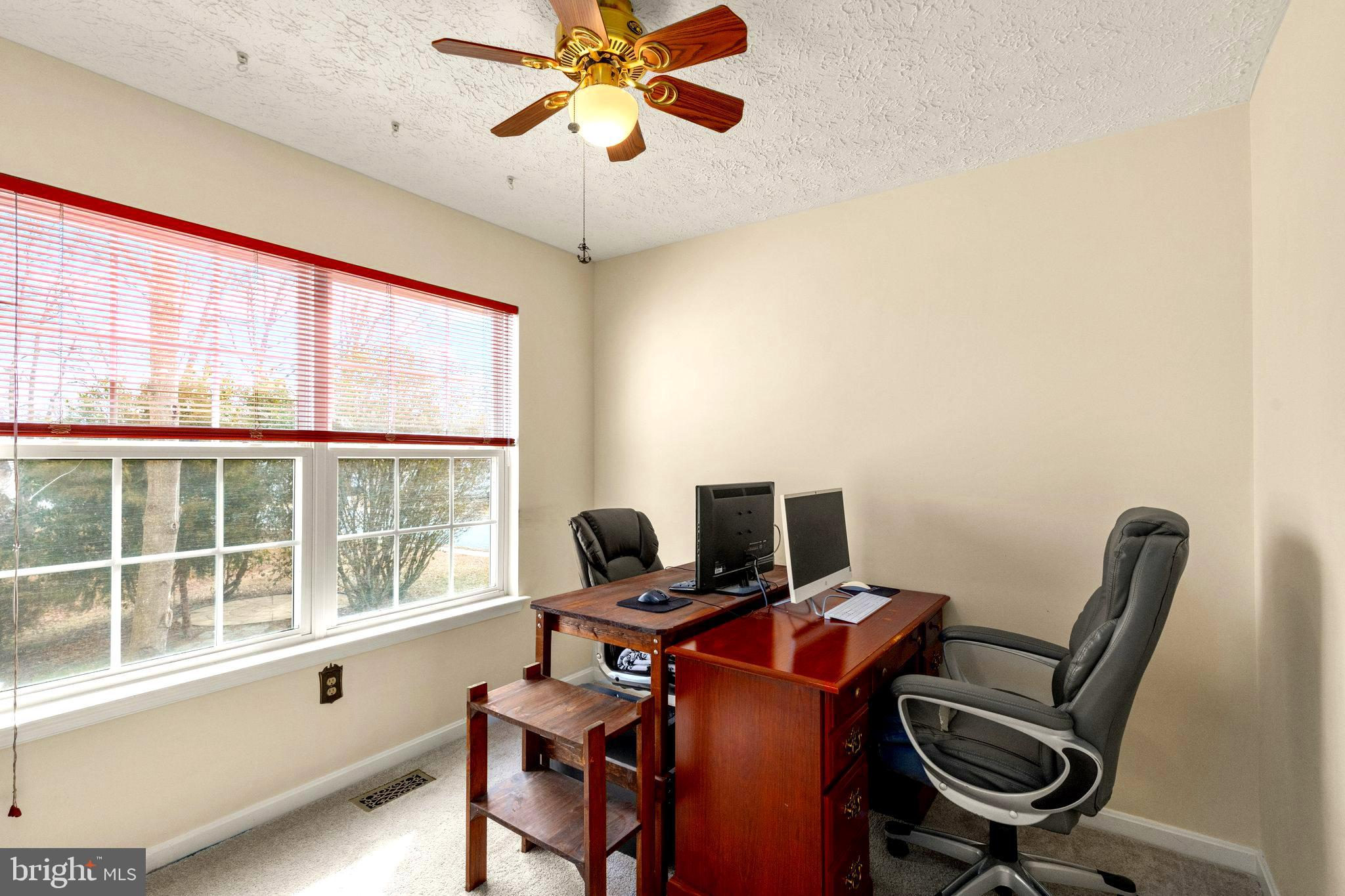 NORTH HILLS - Residential