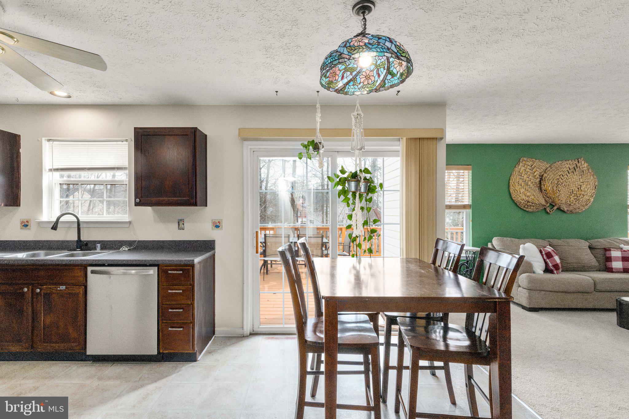 NORTH HILLS - Residential