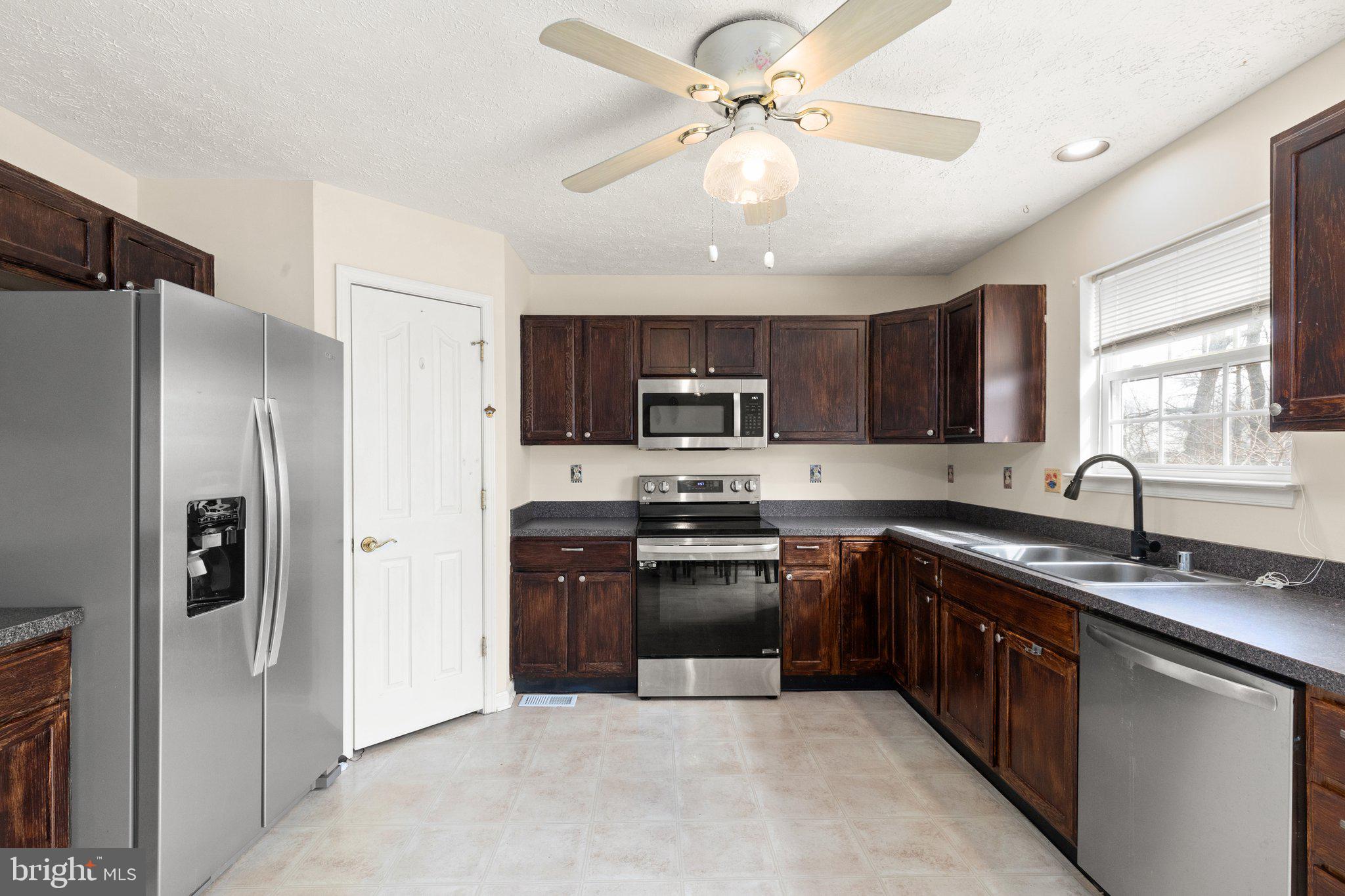 NORTH HILLS - Residential