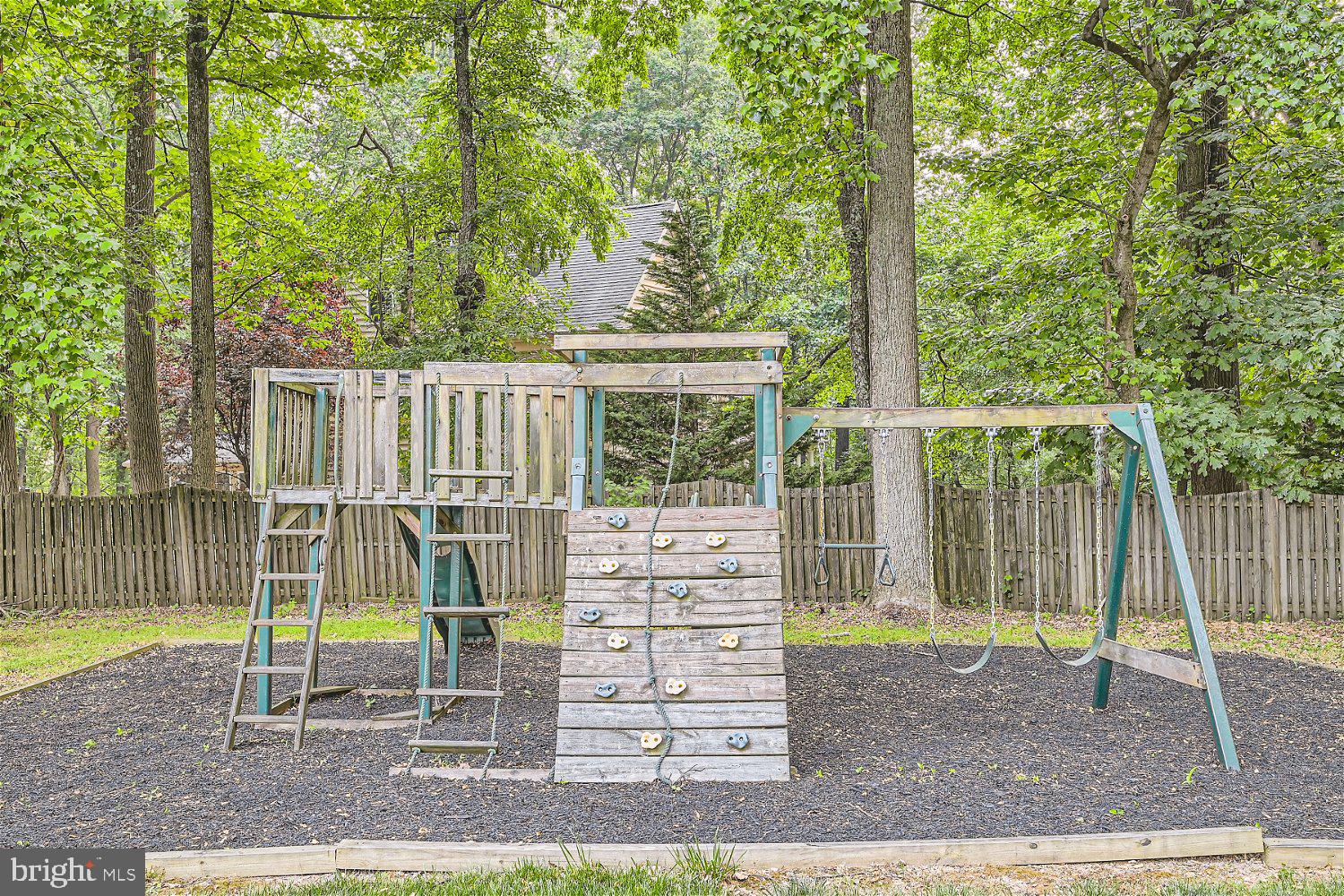 FOREST HILL - Residential