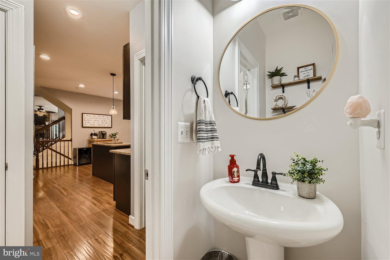 FOREST HILL - Residential