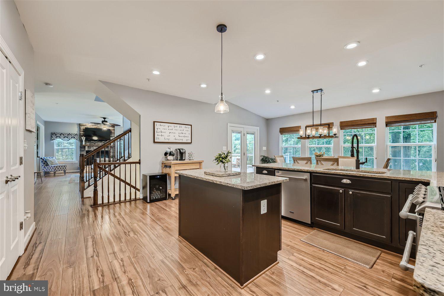 FOREST HILL - Residential