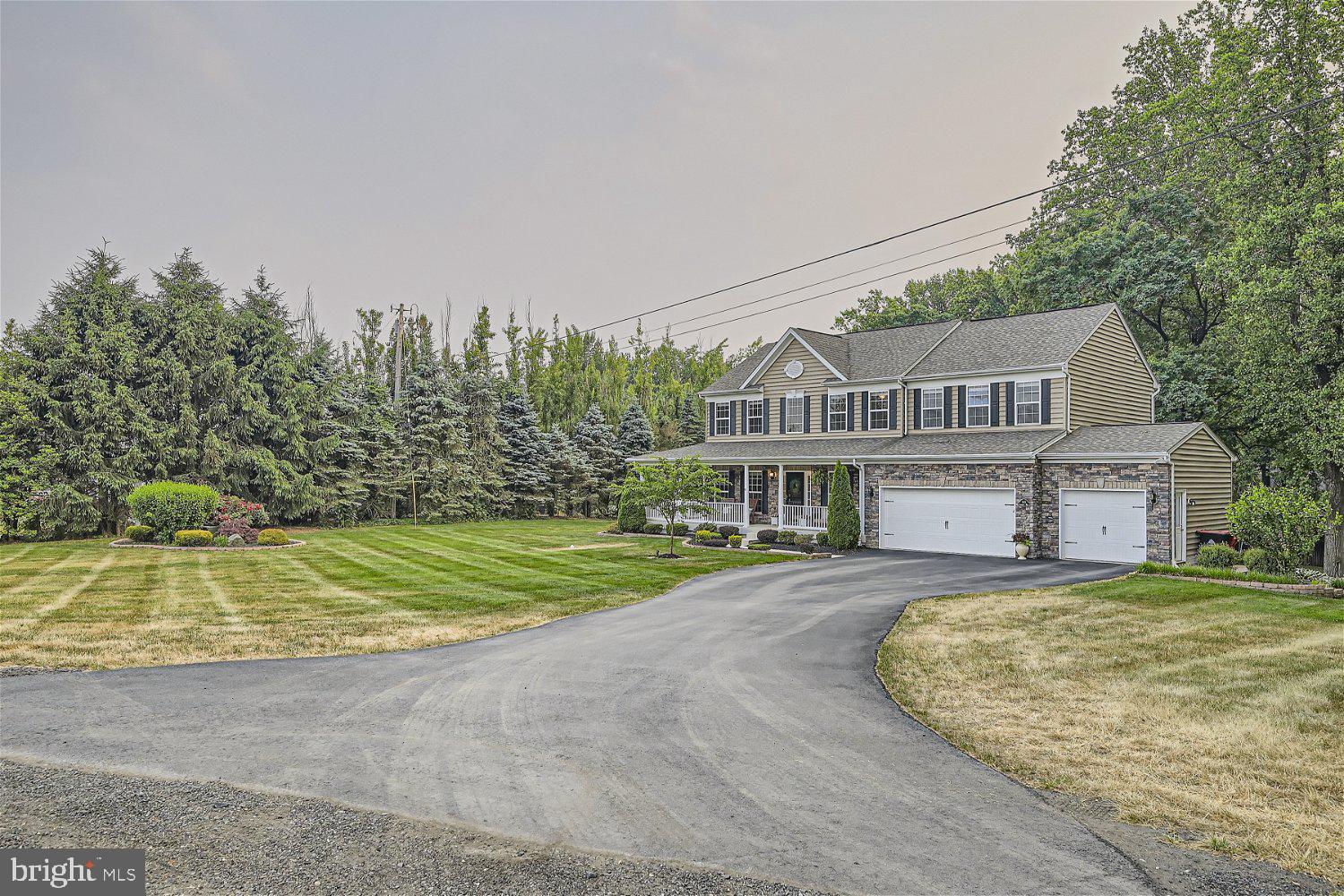 FOREST HILL - Residential