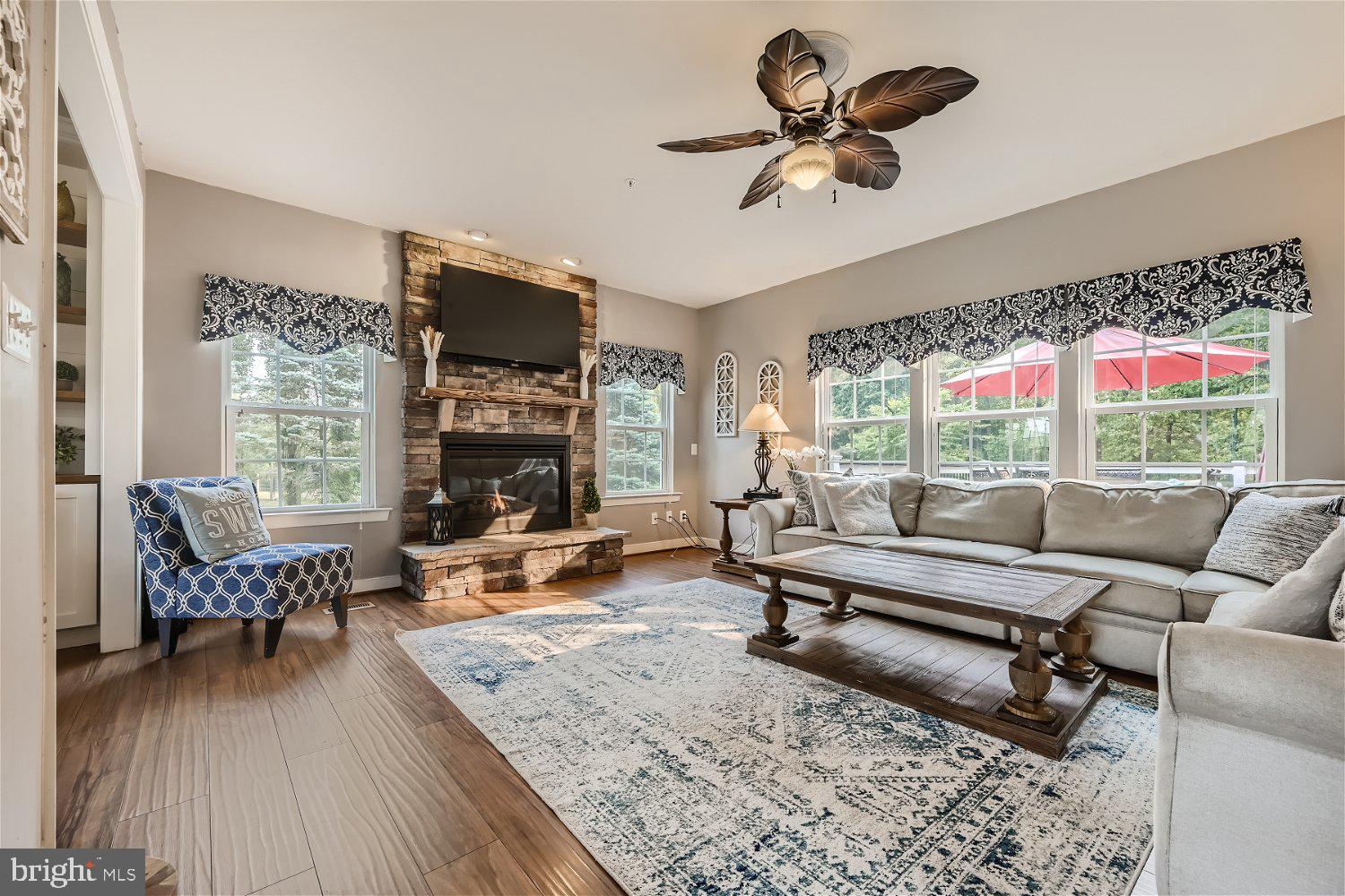 FOREST HILL - Residential