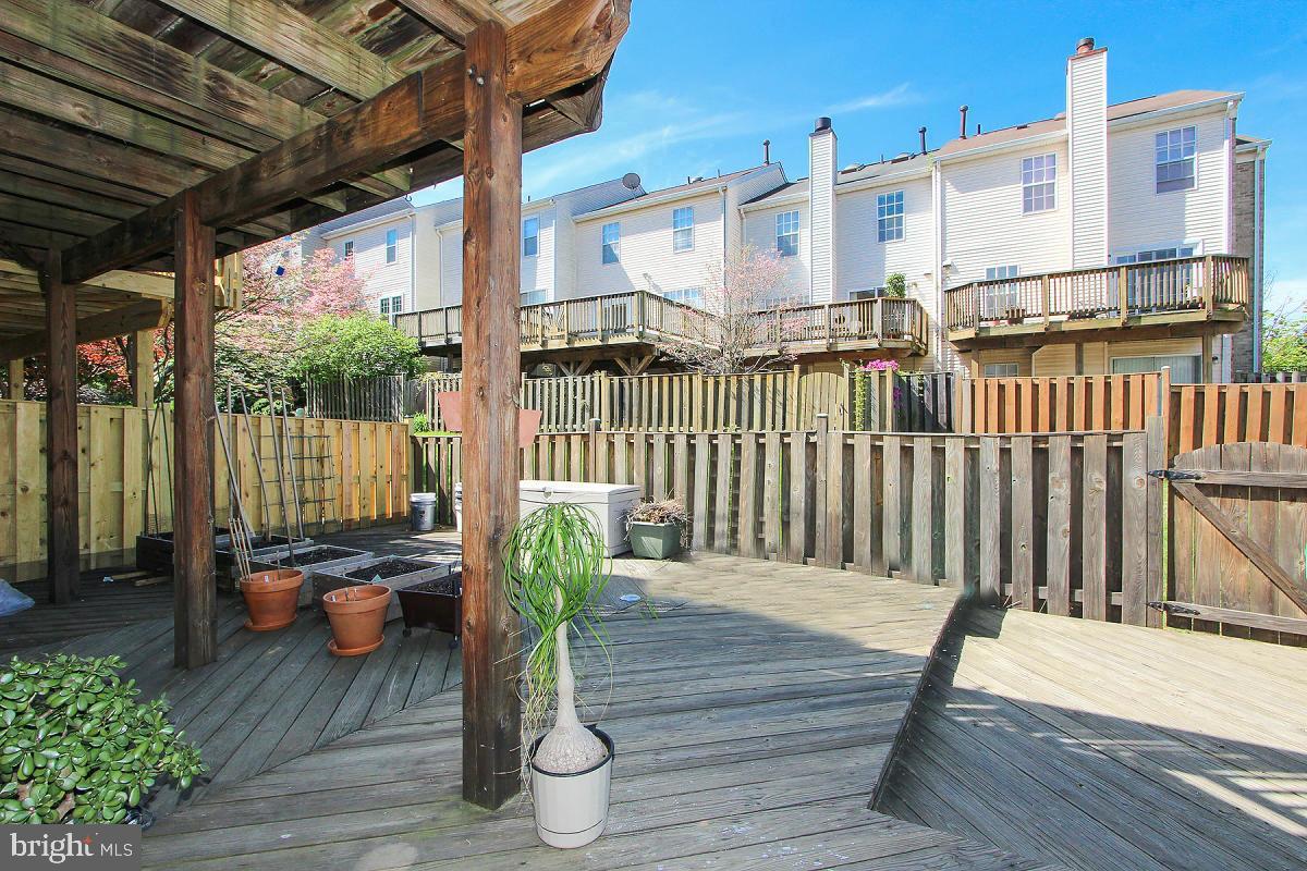 AMBERFIELD - Residential Lease