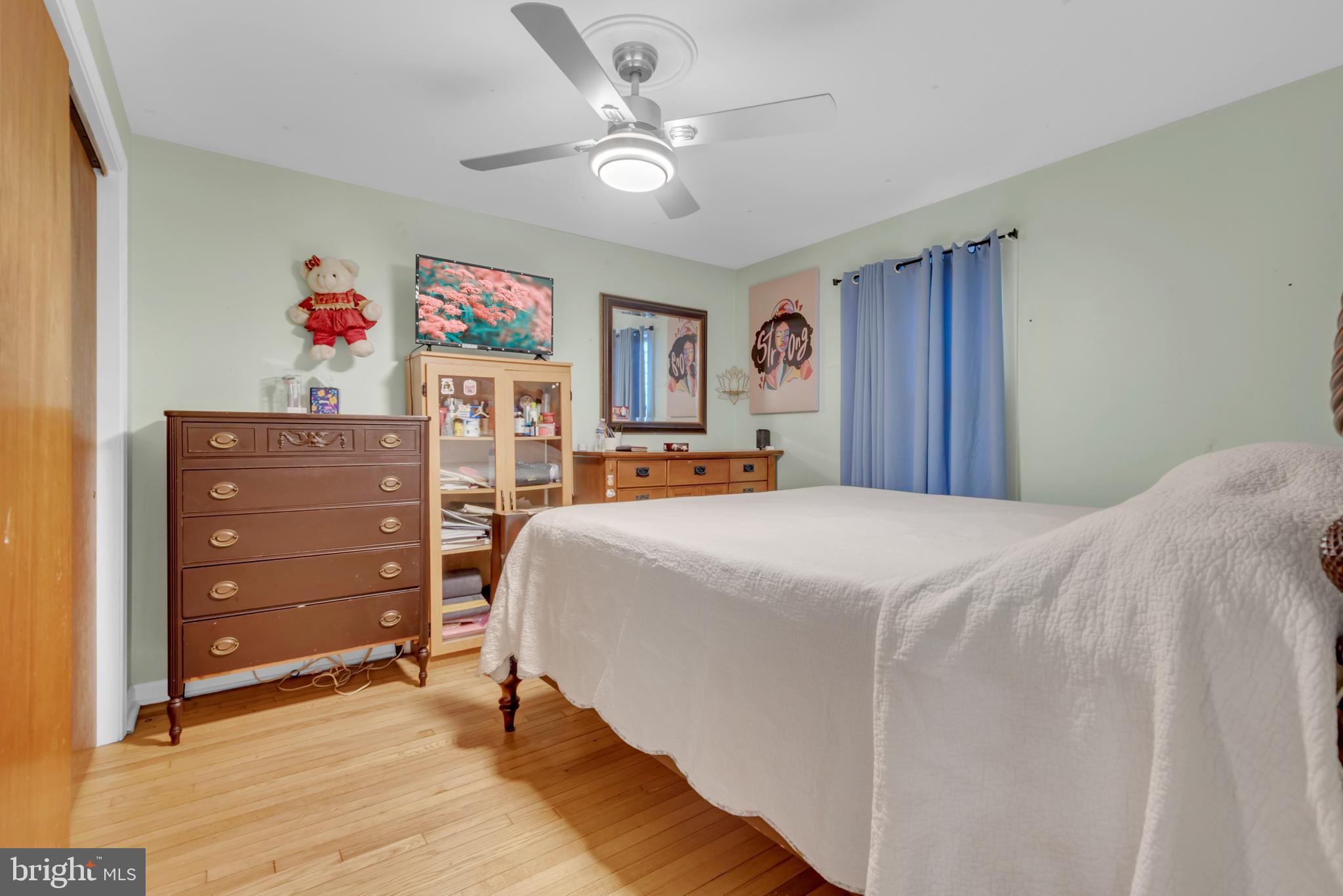 HOLLYWOOD - Residential