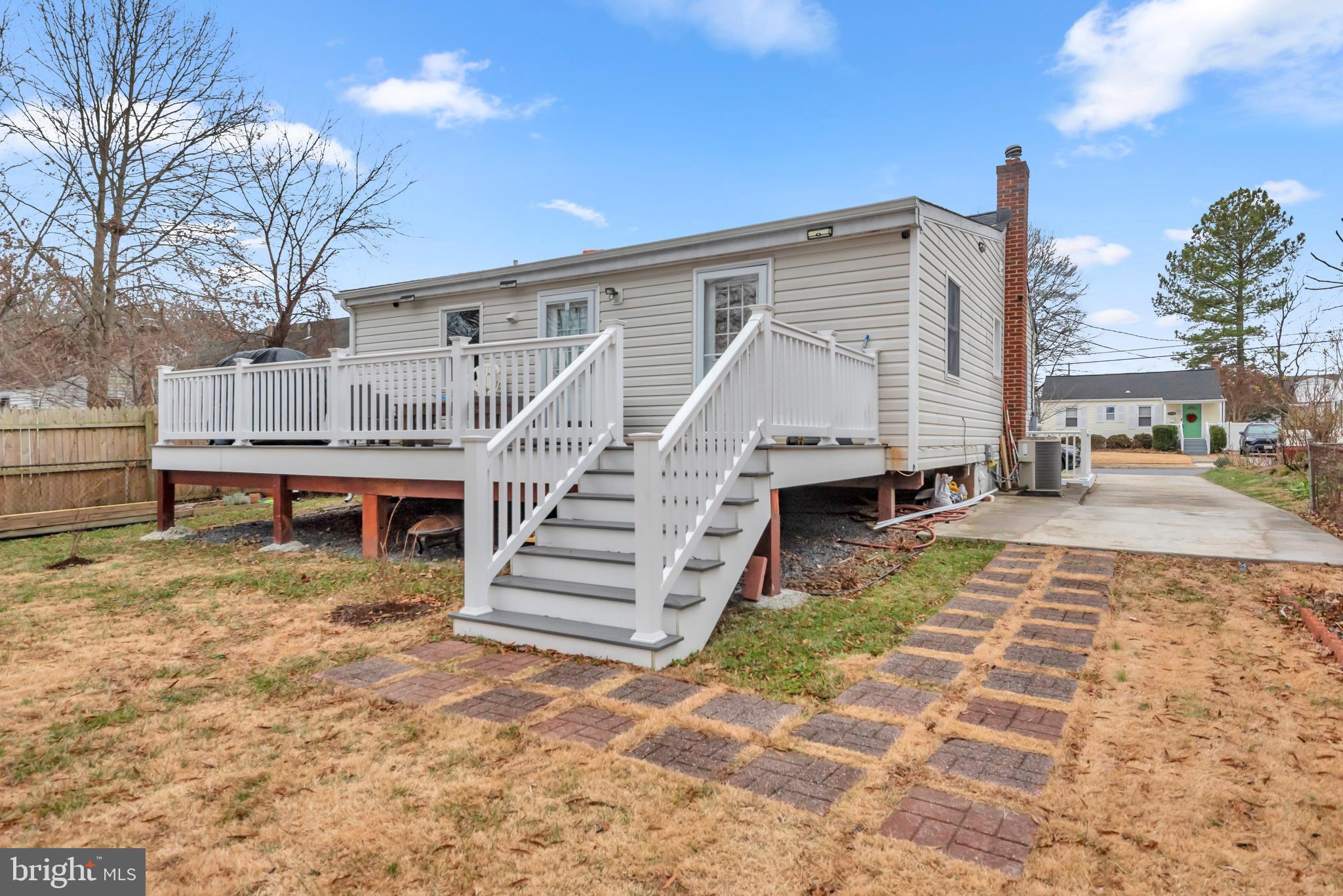 HOLLYWOOD - Residential