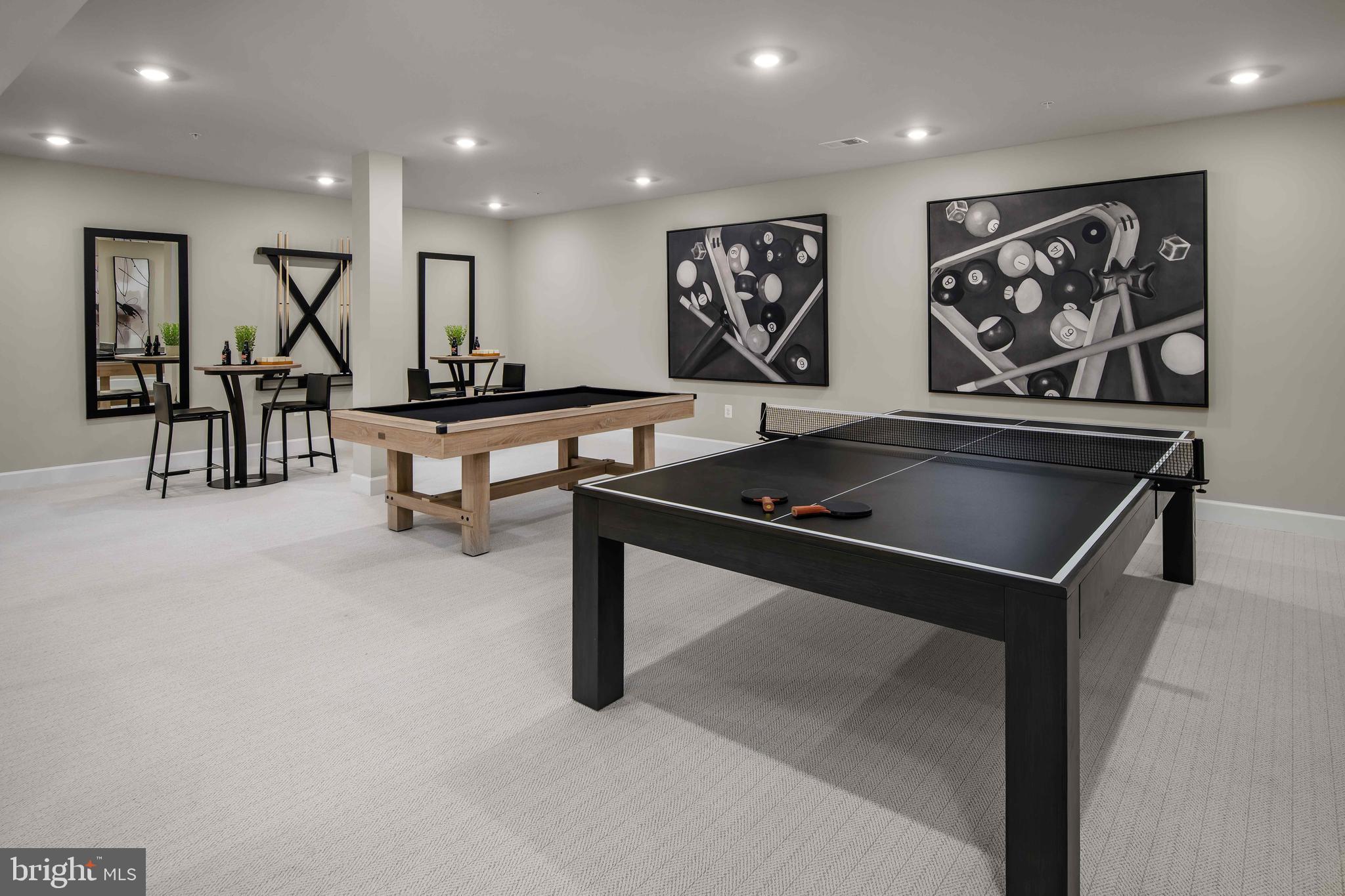 WESTMOUNT - Residential