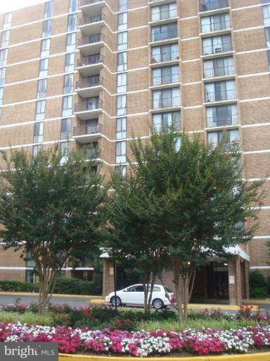 IDYLWOOD TOWERS - Residential Lease