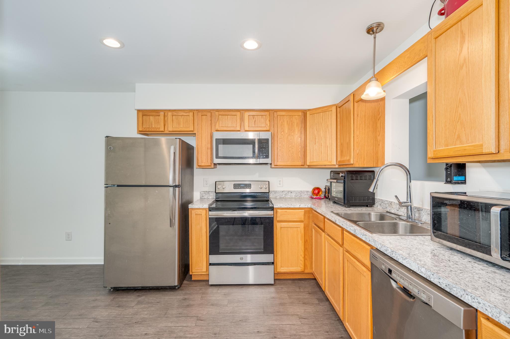 MILLARDSVILLE VILLAGE - Residential