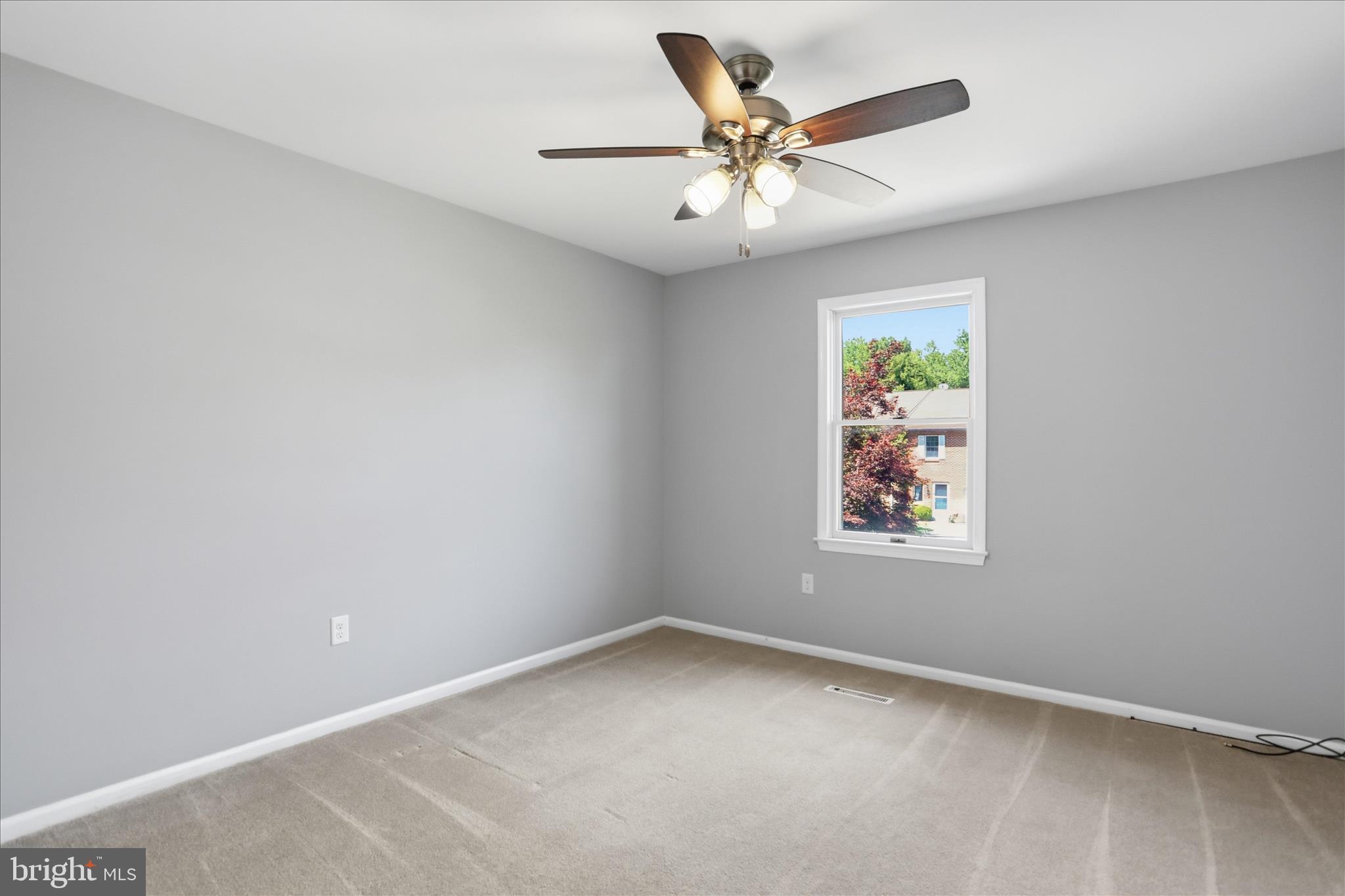 TOWNE OAK VILLAGE - Residential