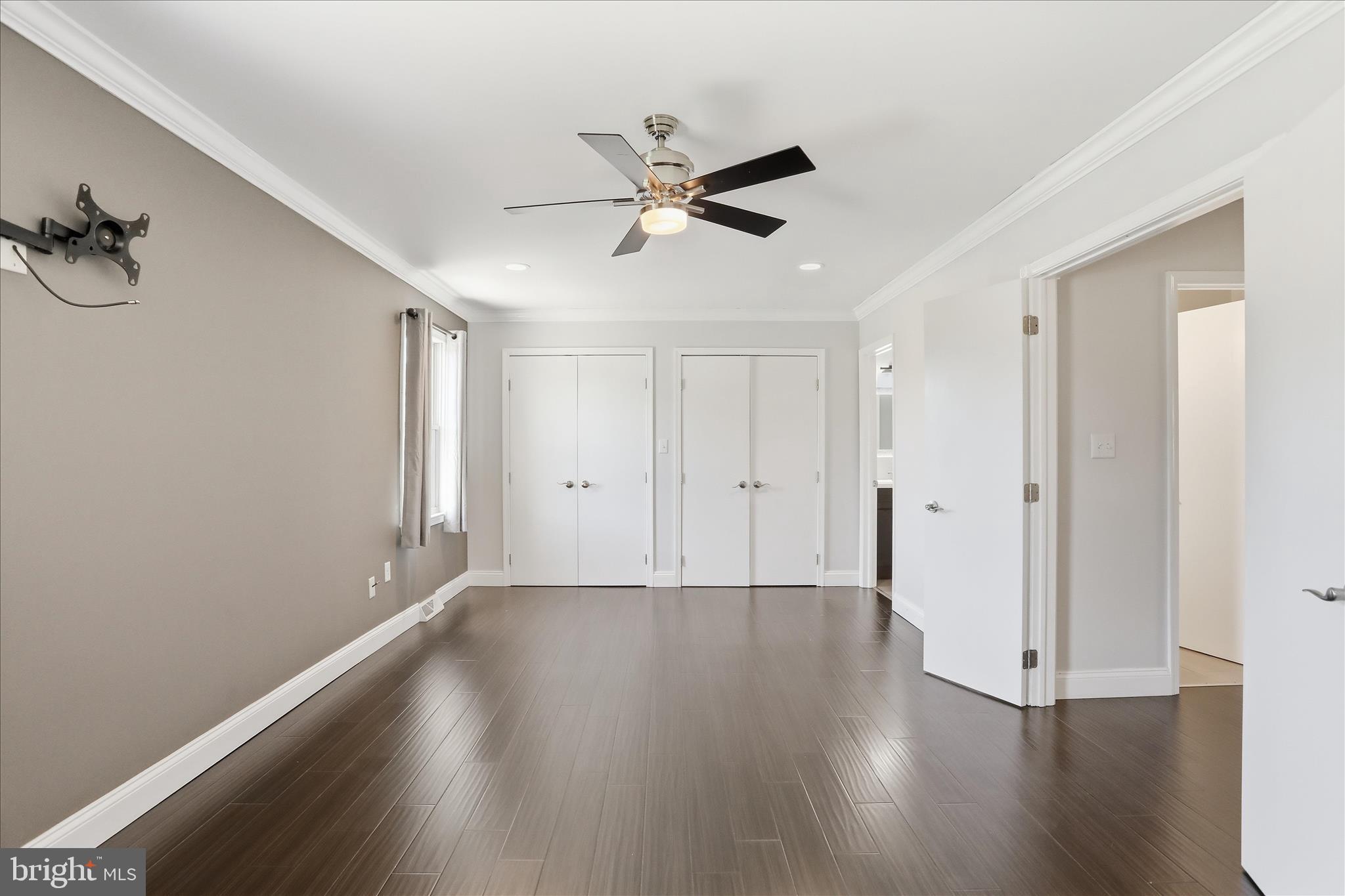TOWNE OAK VILLAGE - Residential