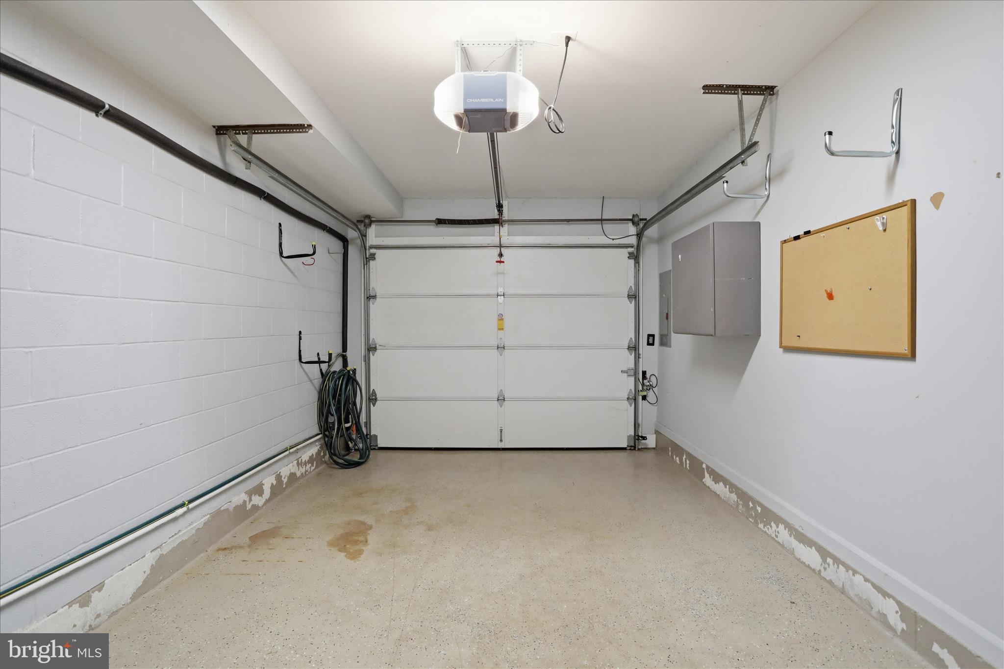 TOWNE OAK VILLAGE - Residential