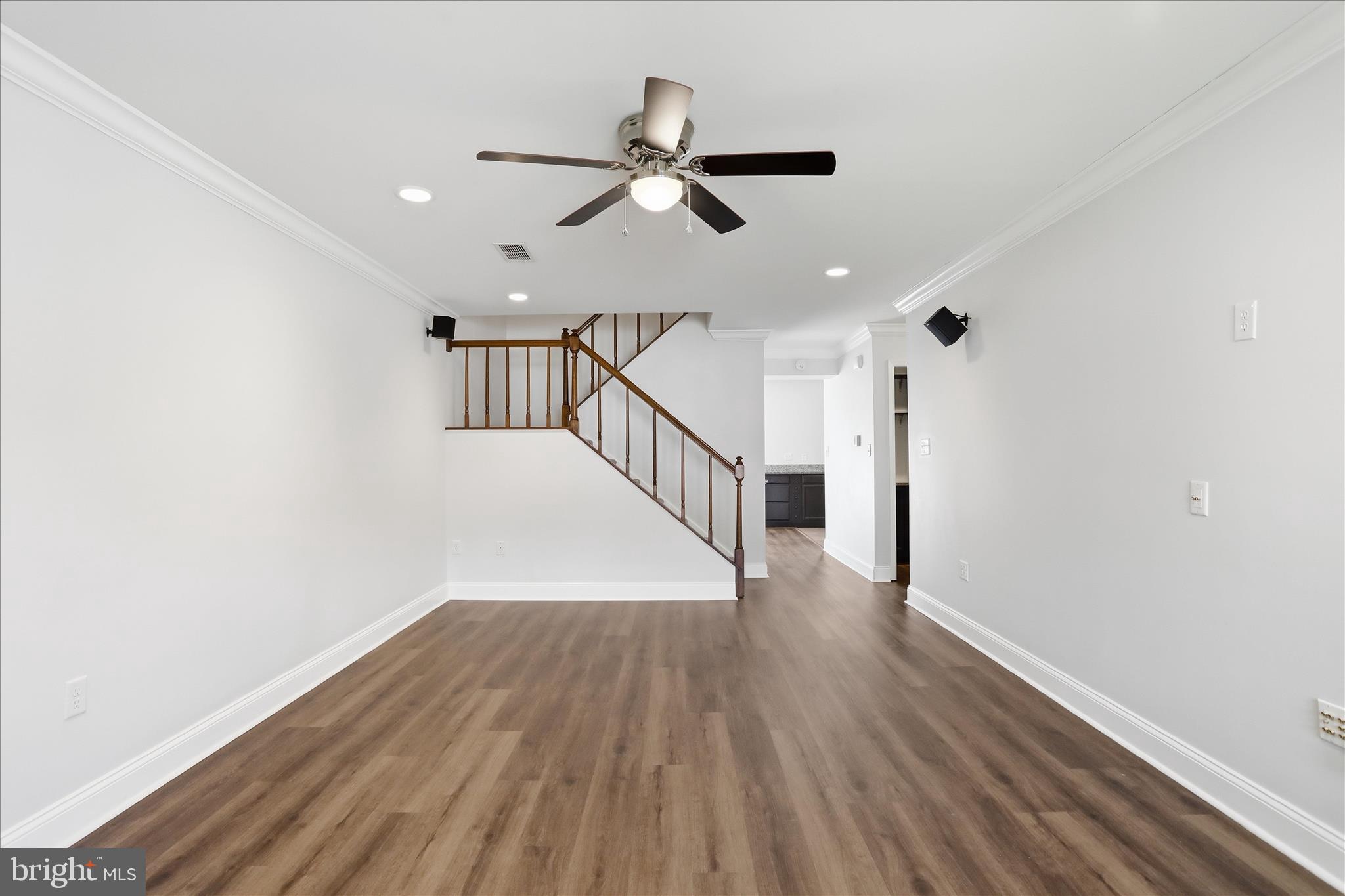TOWNE OAK VILLAGE - Residential