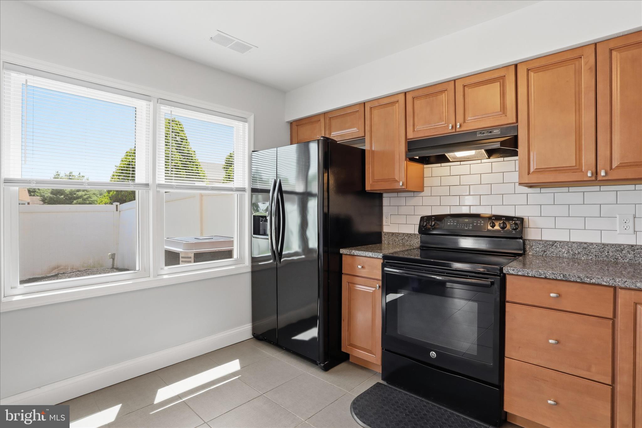 TOWNE OAK VILLAGE - Residential
