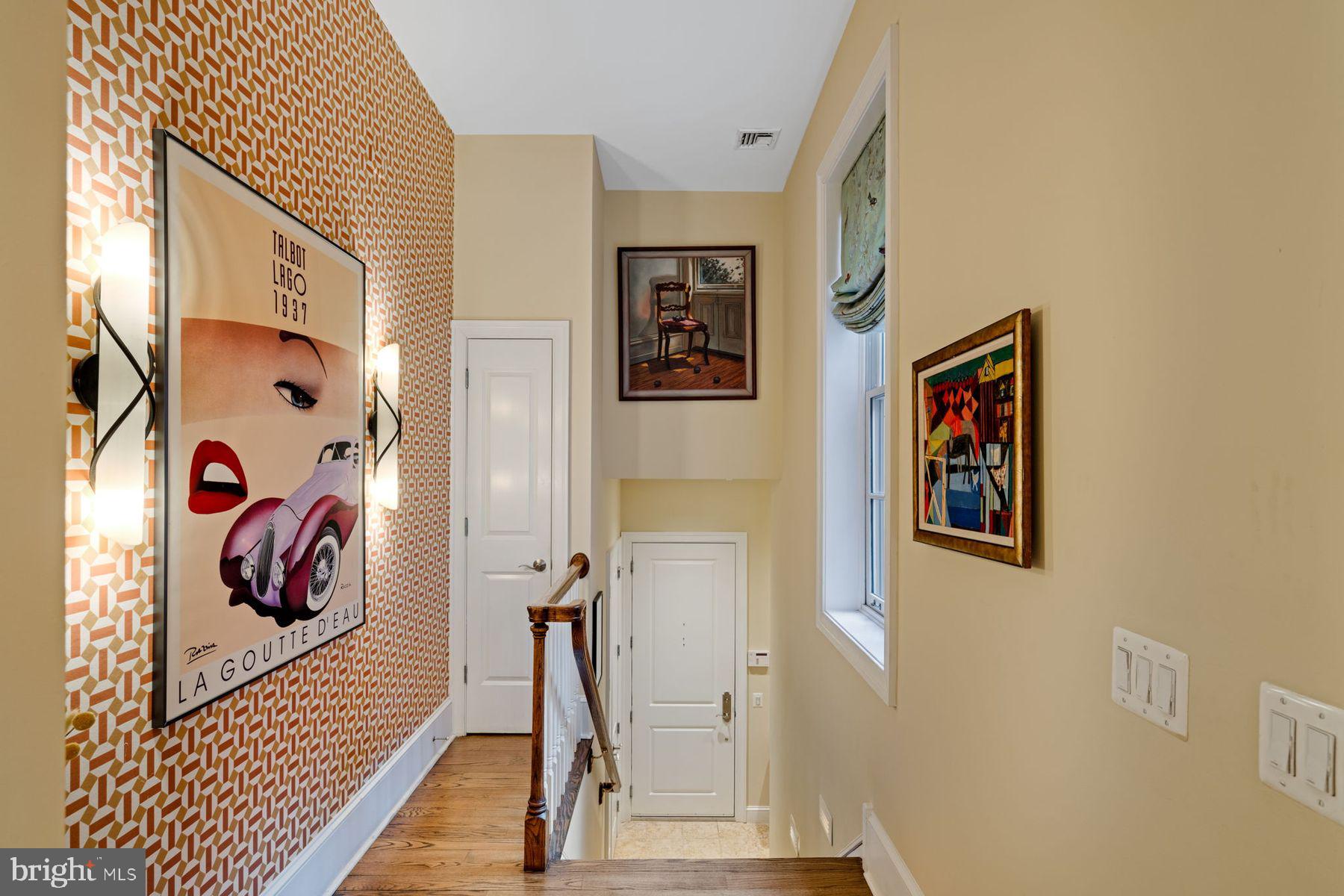 WASHINGTON SQ WEST - Residential