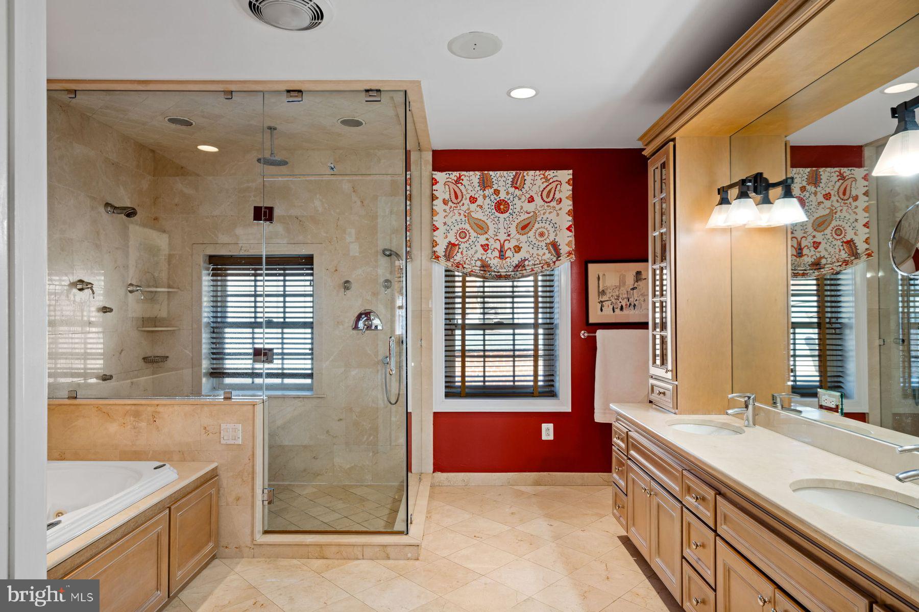 WASHINGTON SQ WEST - Residential