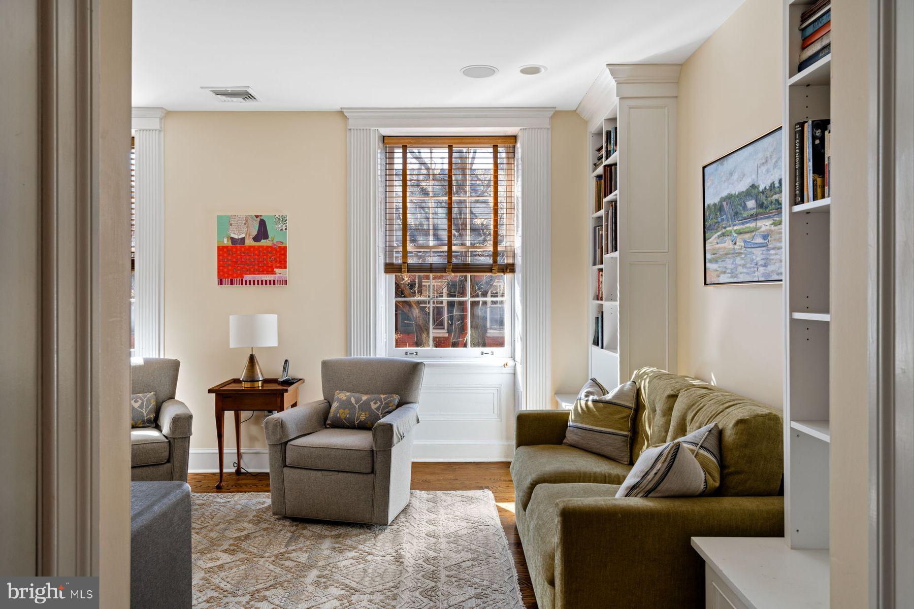 WASHINGTON SQ WEST - Residential